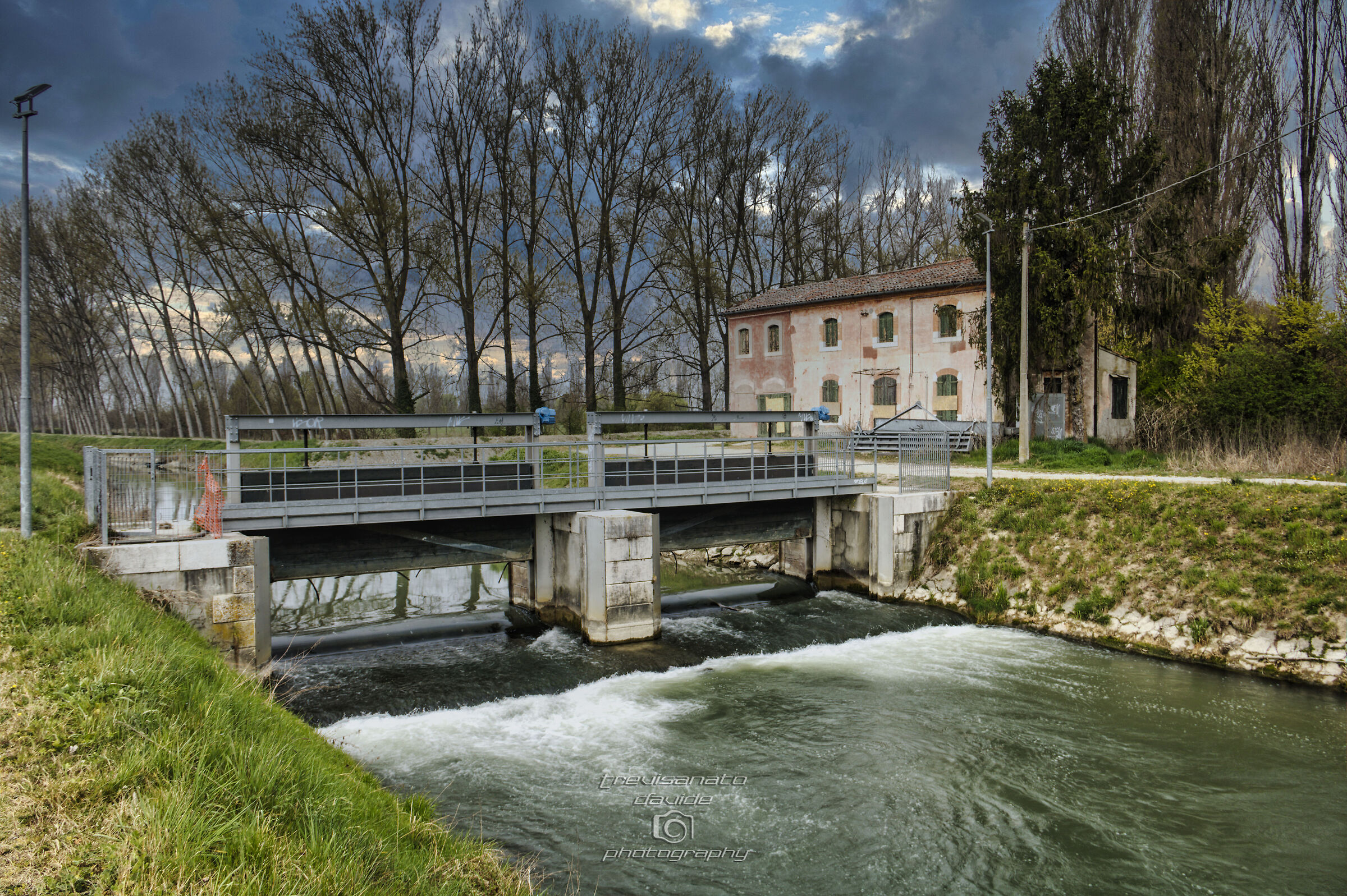 Serraglio River