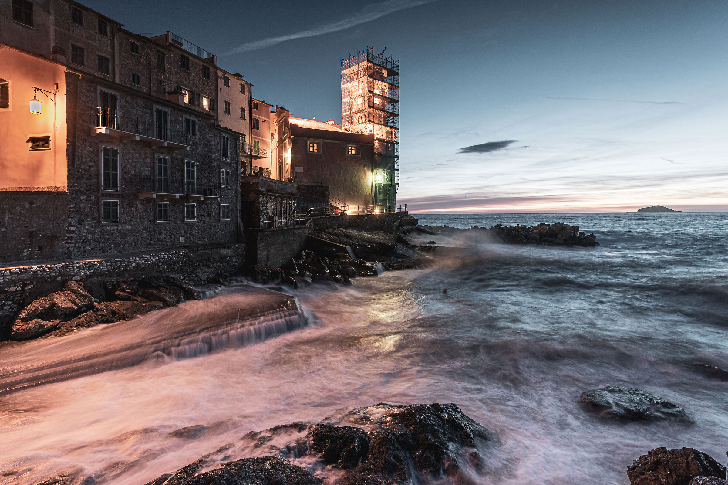 " Il mare alto della sera"