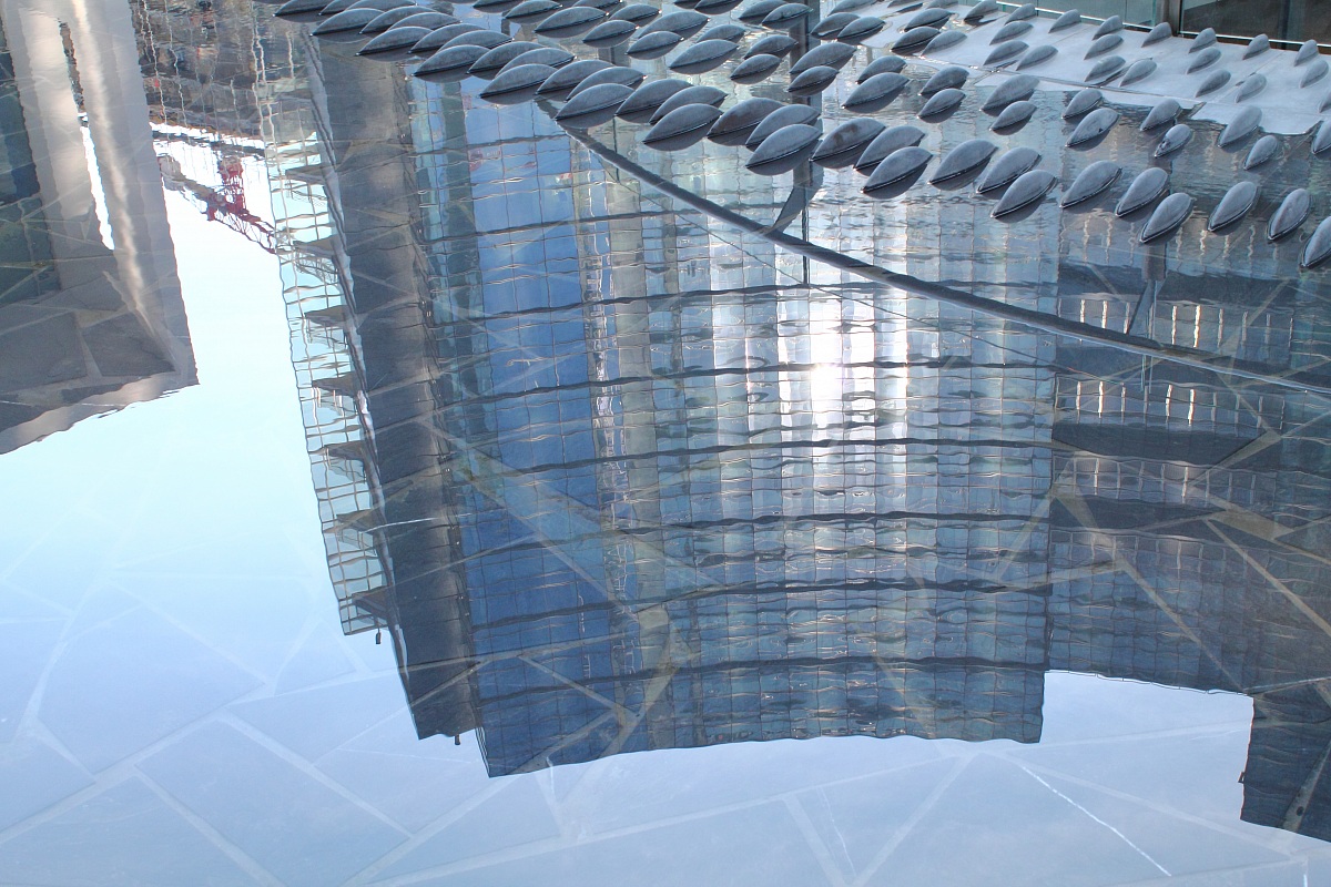 Piazza Gae Aulenti 04