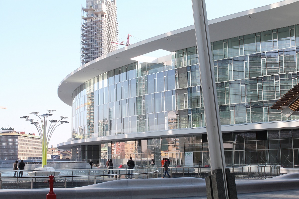 Piazza Gae Aulenti 06