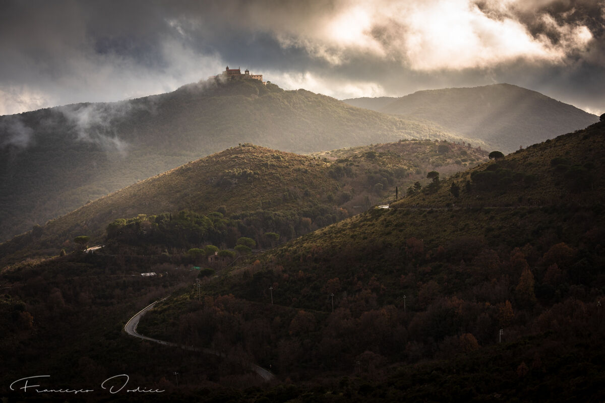 Tornanti verso il Santuario di Maria SS.ma della Civita