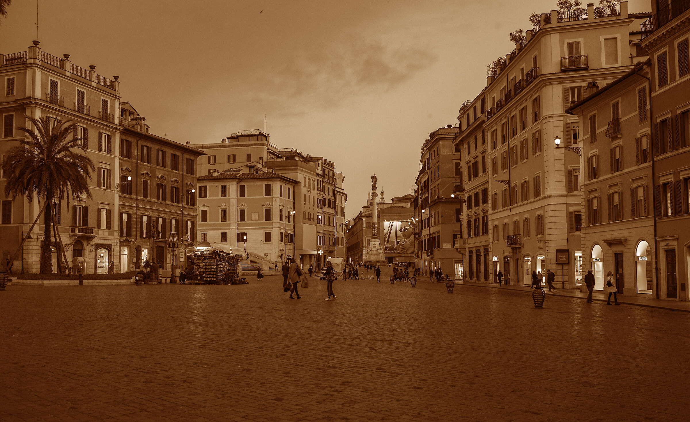 Return to The Spanish Steps