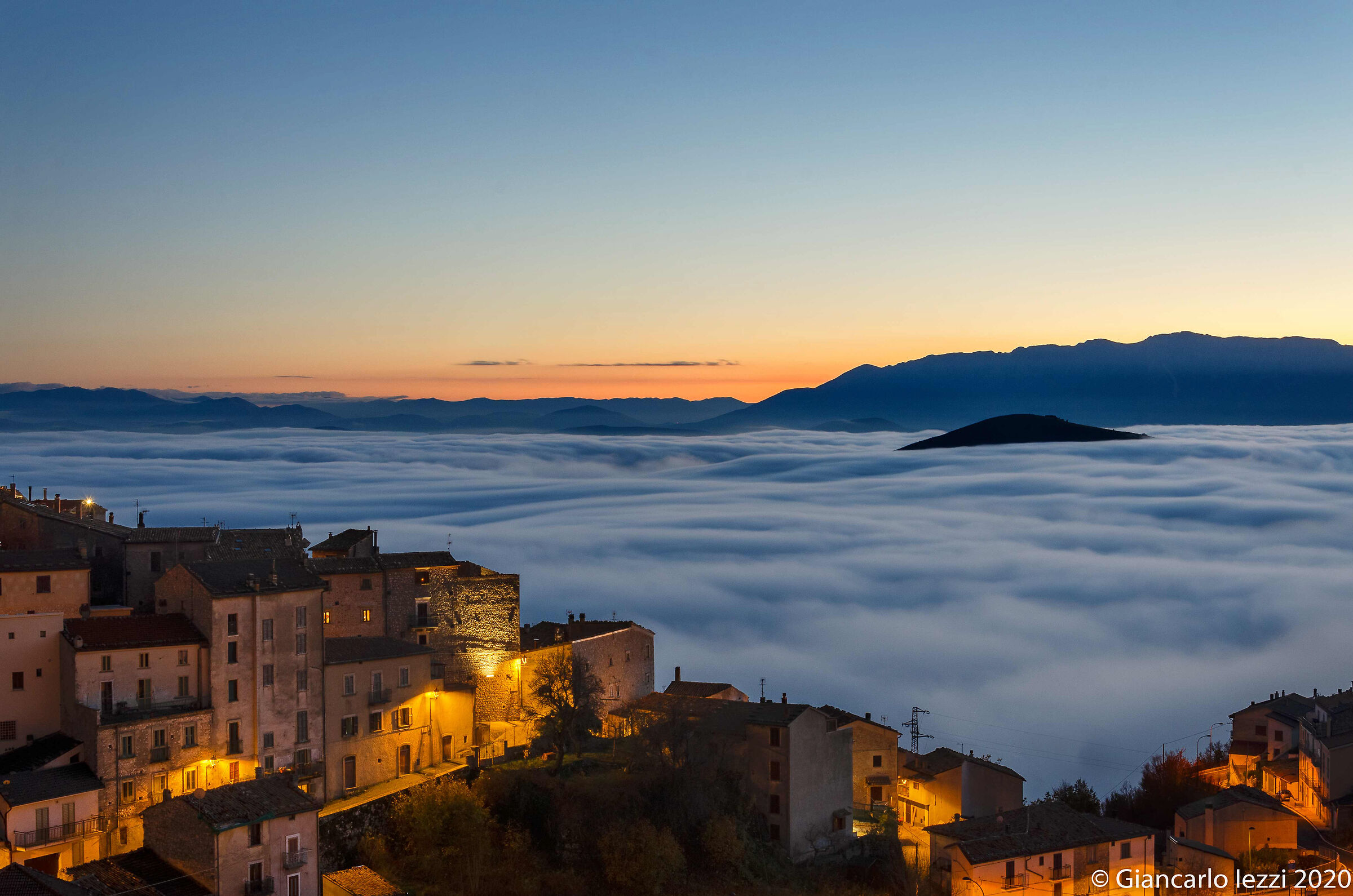 La Fenêtre, episode I