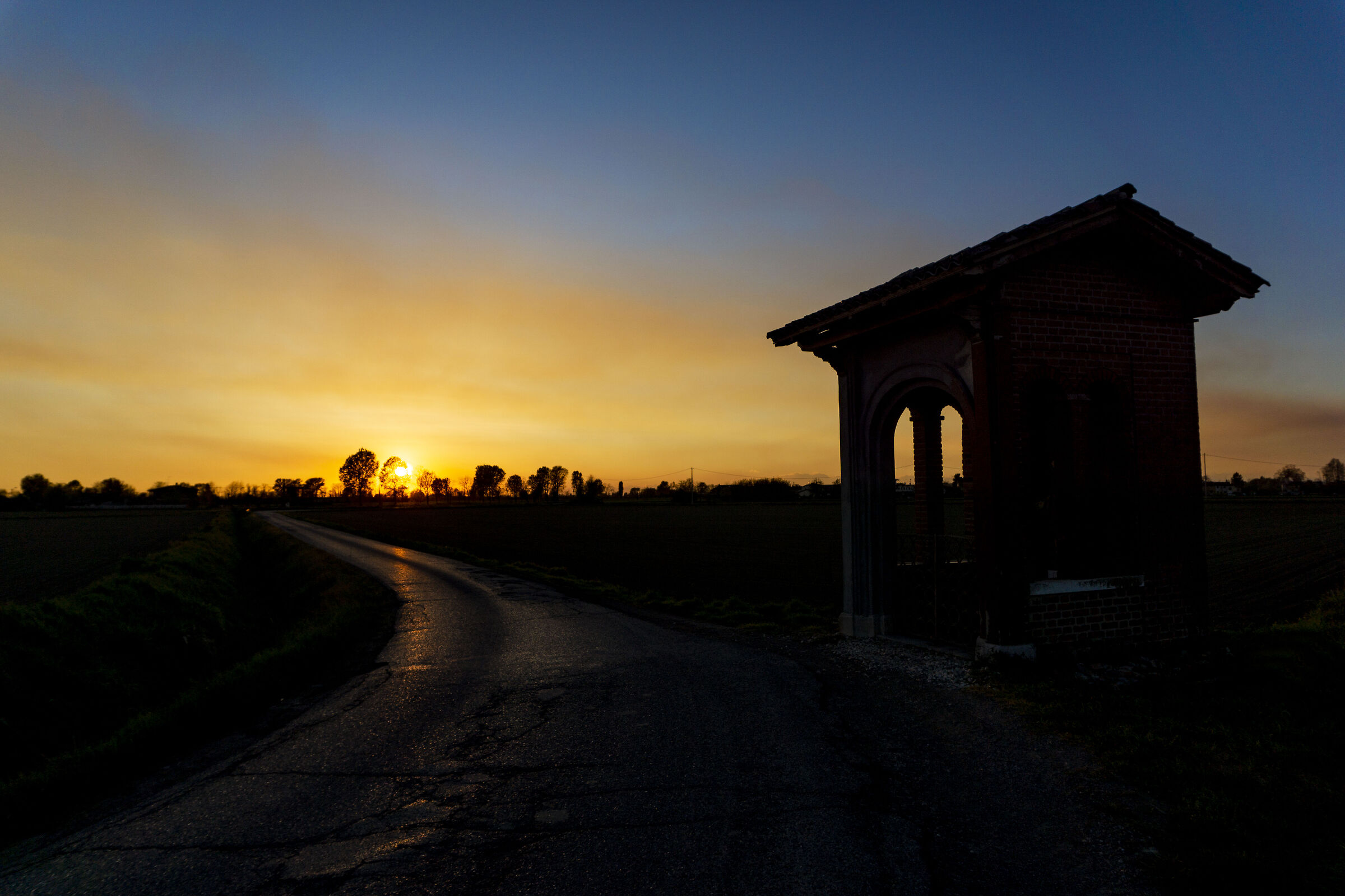 Tramonto sulla cappelletta