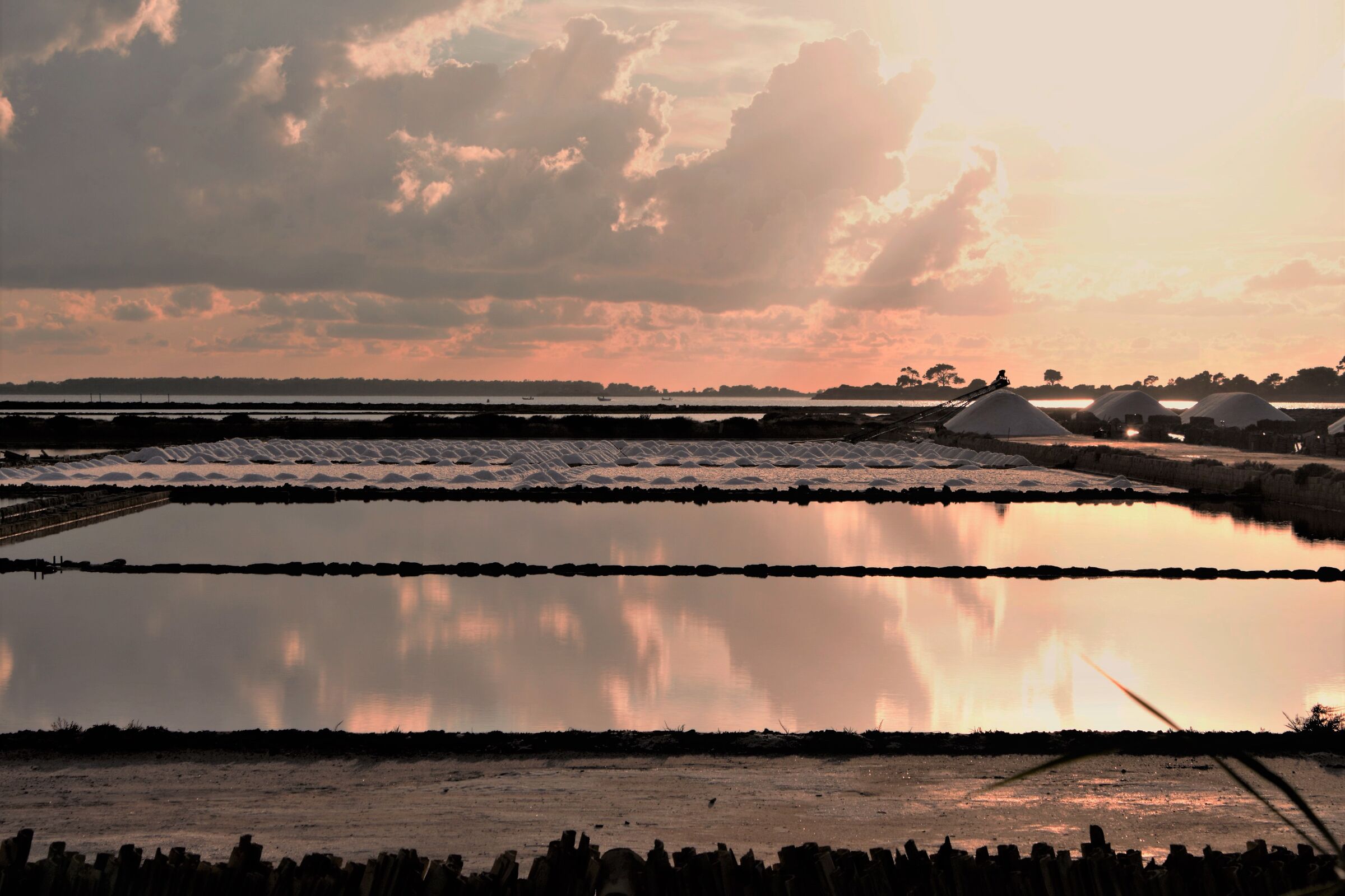 Salt pans/2