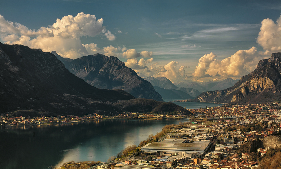 sun kissed Como Lake