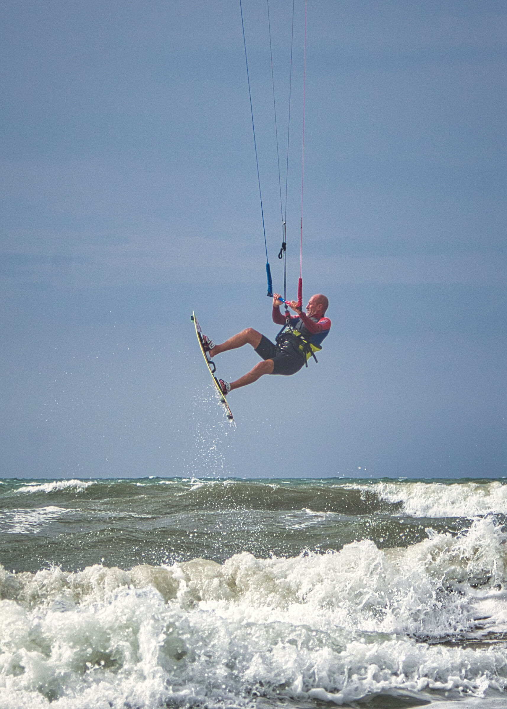 Kitesurfing