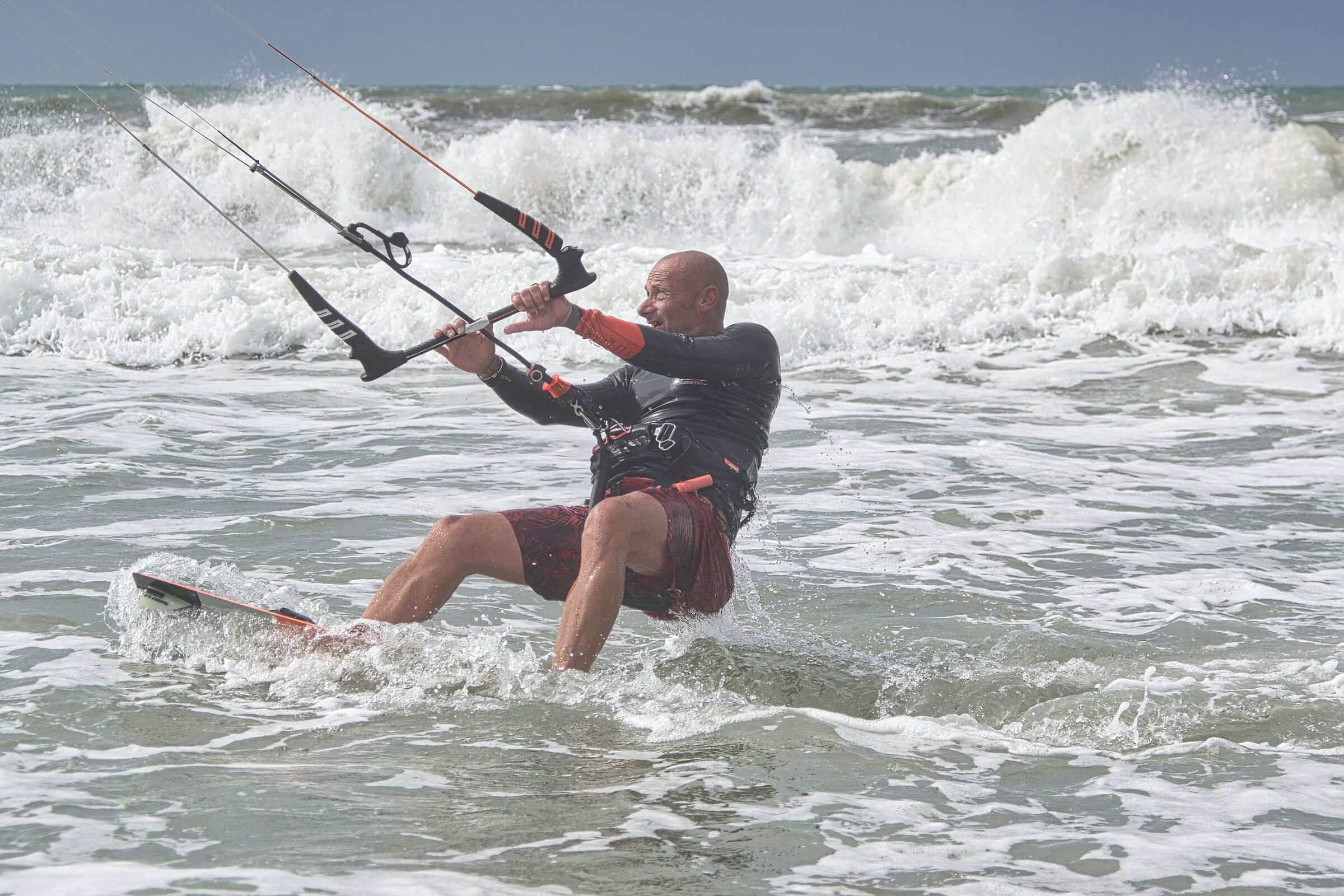 Kitesurfing