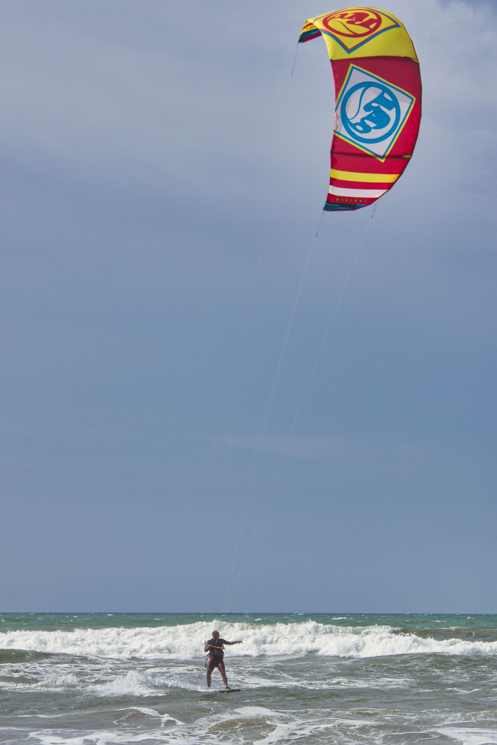 Kitesurfing