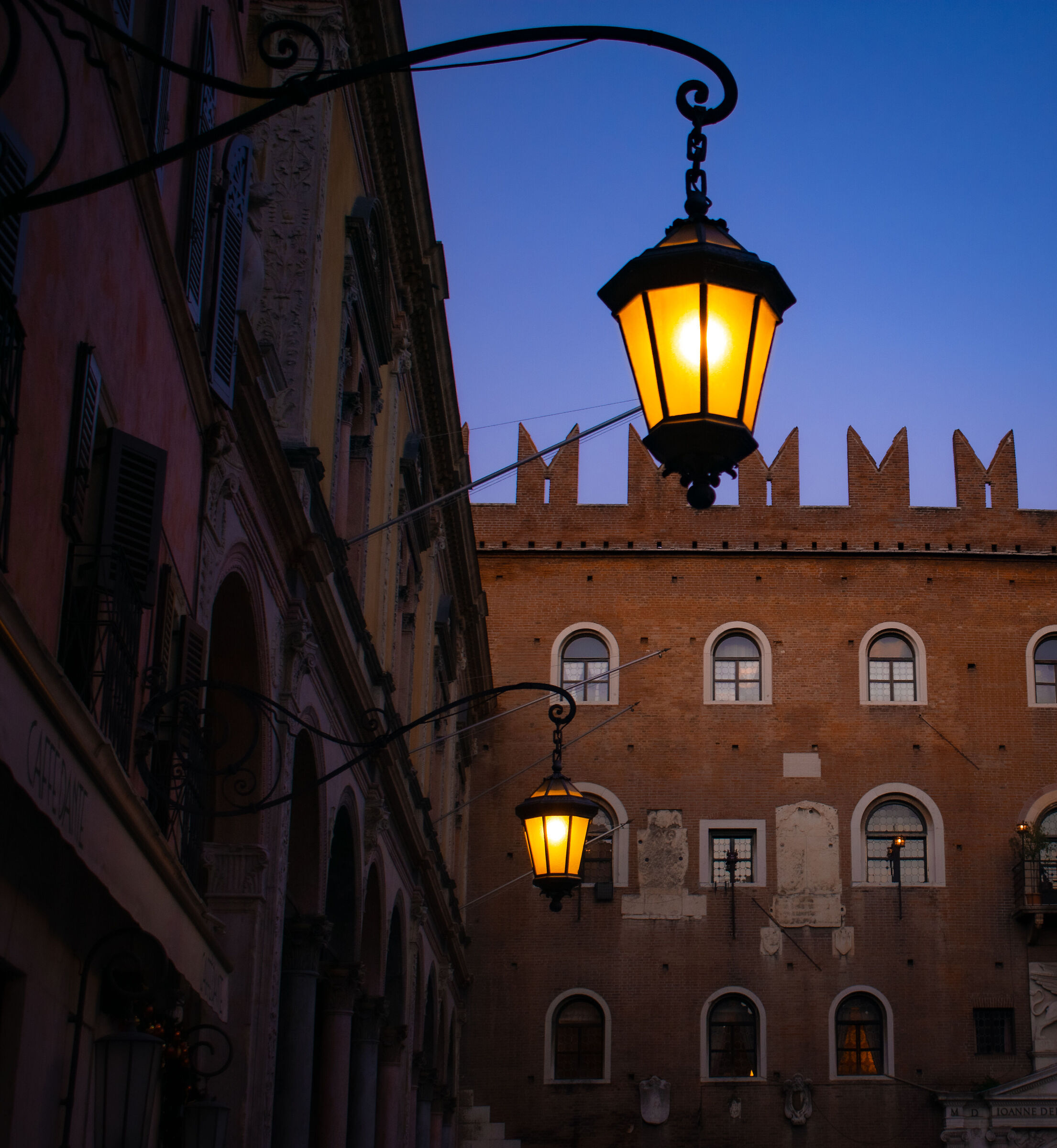 Street lights of Piazza dei Signori