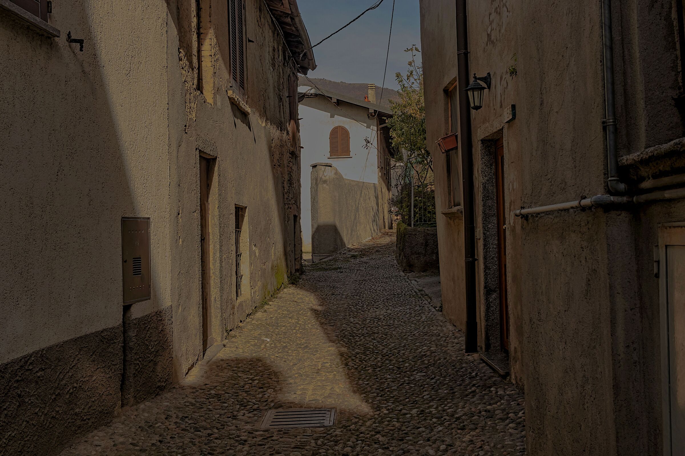 Alley of Bosisio Parini Lecco 29/10/2020