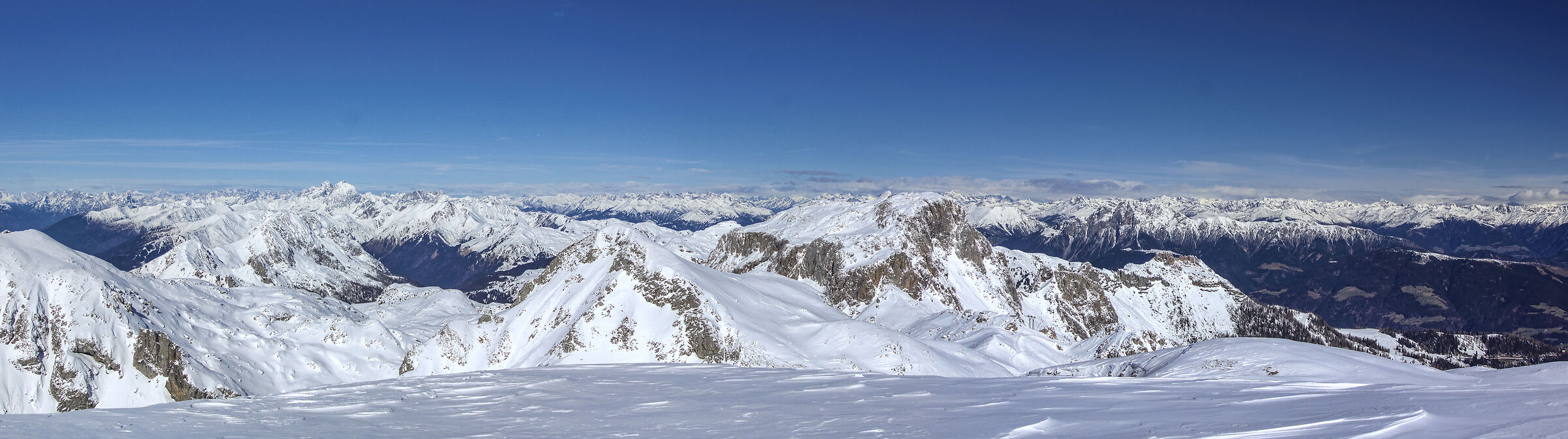 Overview of the Italian-Austrian Border Carnic Alps