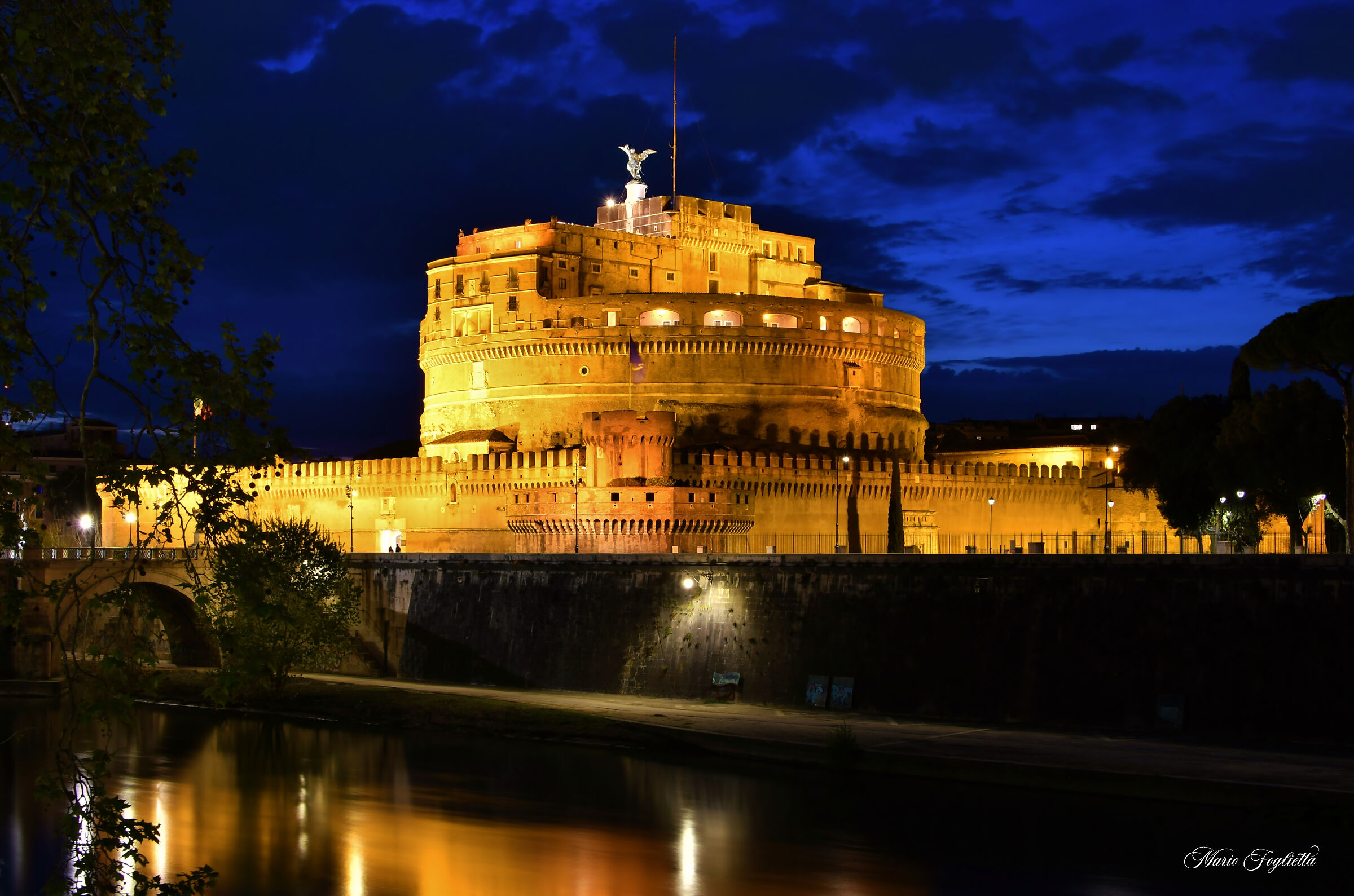 Riflessi sul Tevere