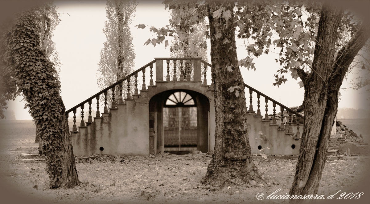 Una volta... lì sorgeva una bella villa... una volta....