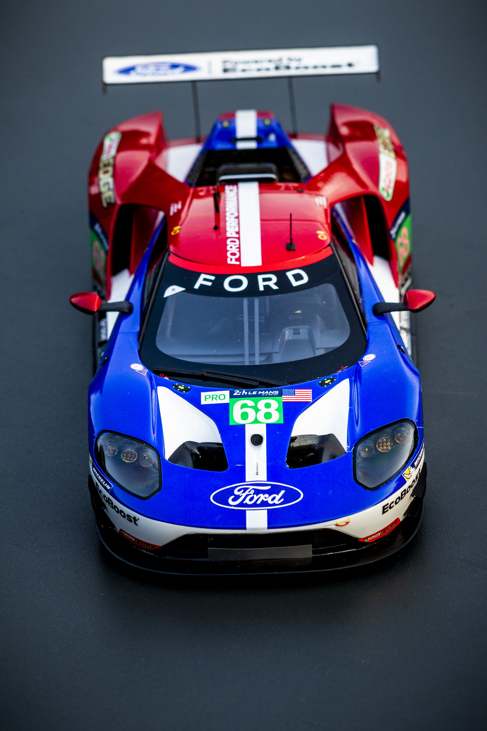 Ford GT