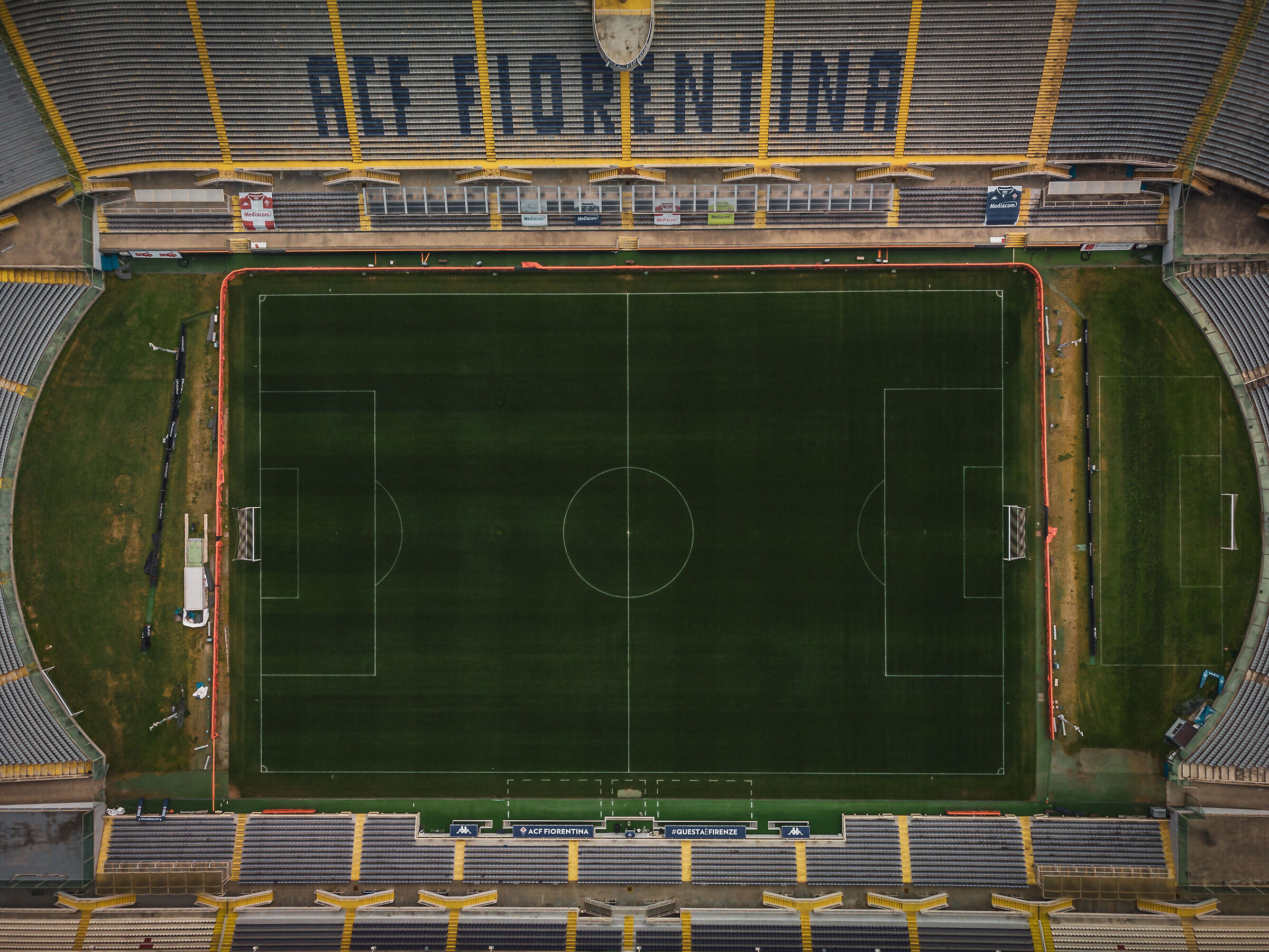 Noi la vediamo da qui