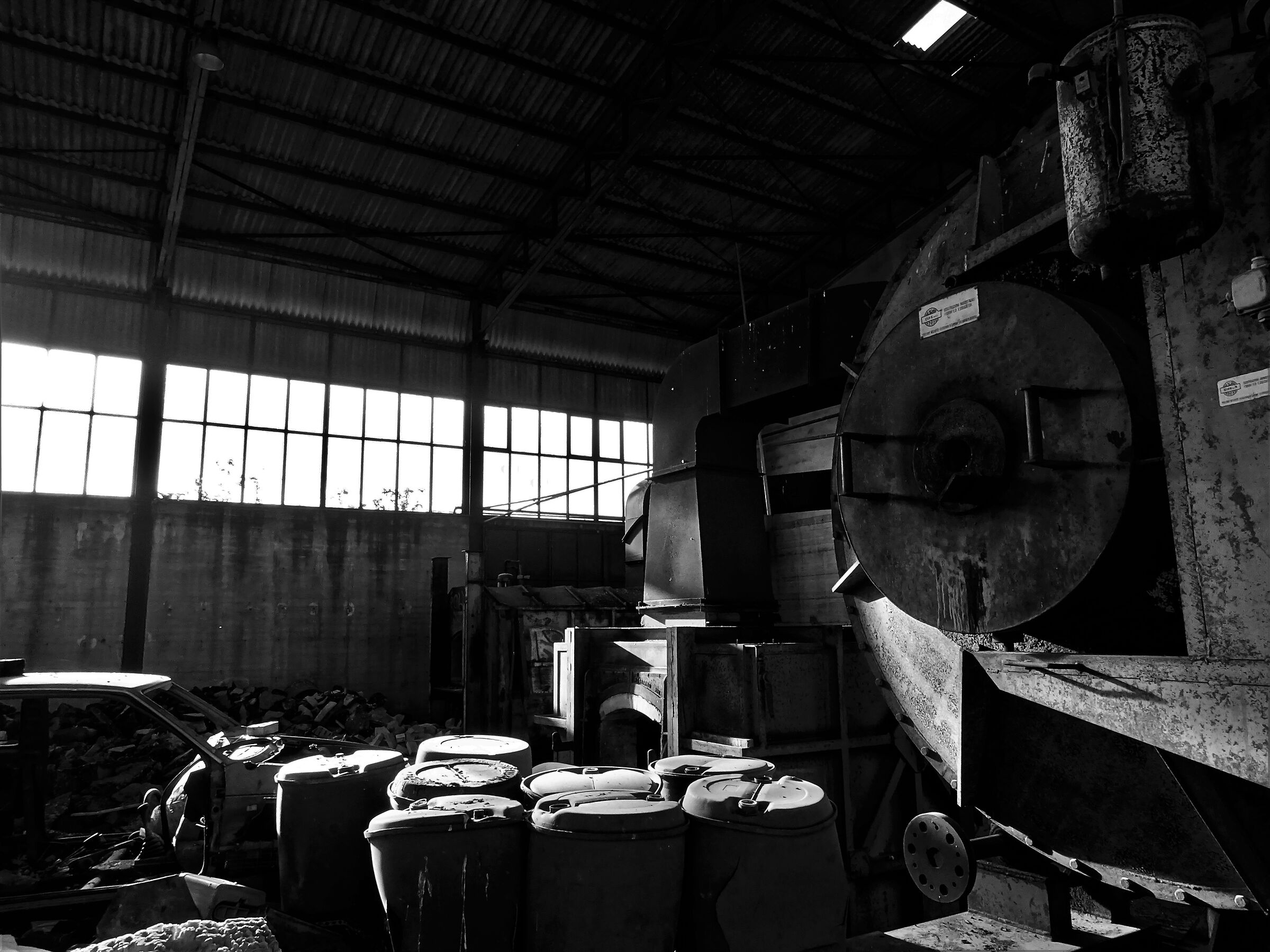 Fabbrica abbandonata 2