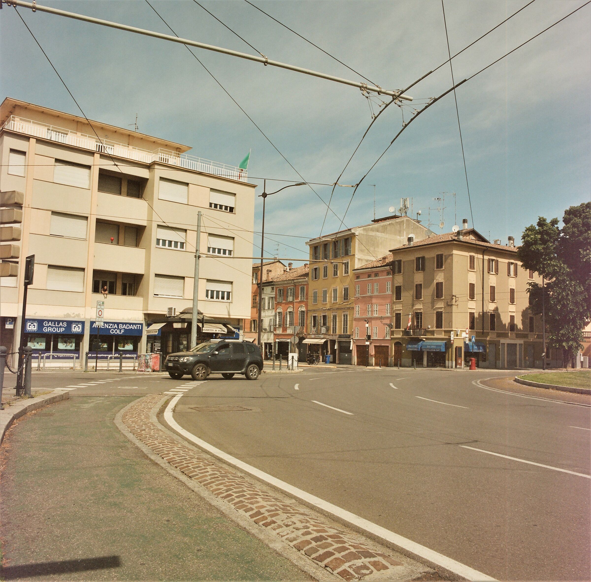 1 giro a parma con la vecchia hasselblad 501