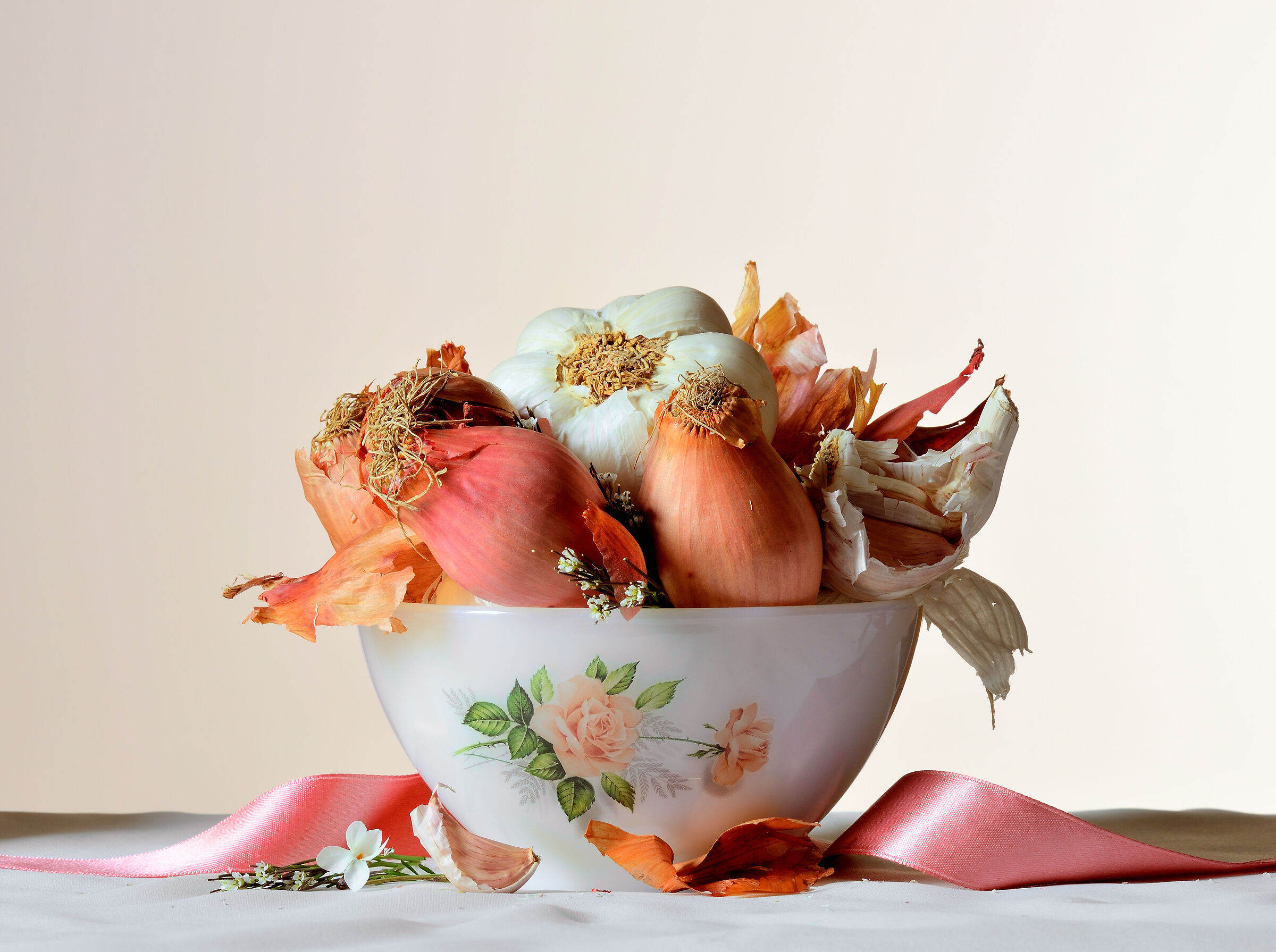 cup with garlic and shallot