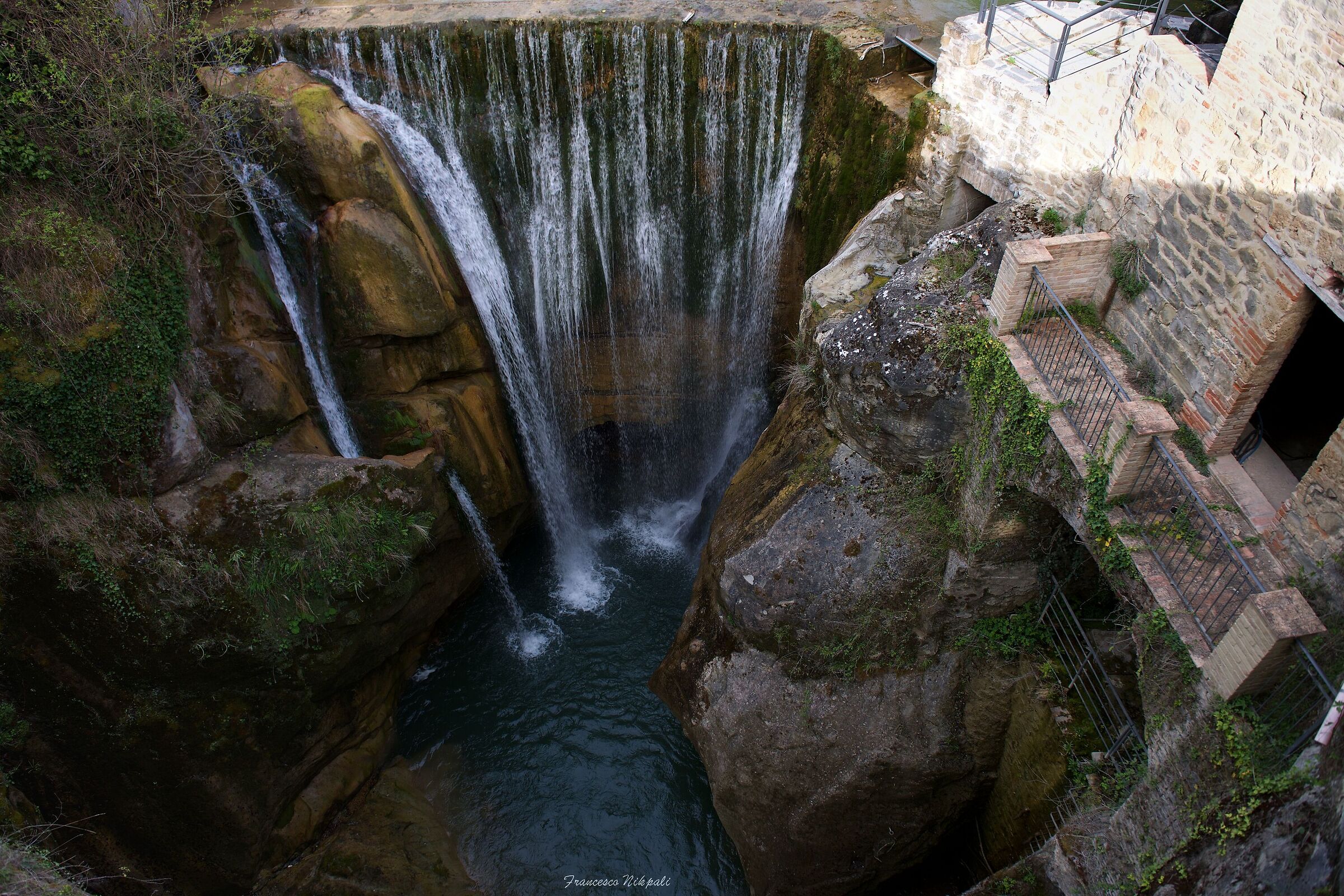 Cascate dell'arena - Roccafluvione (ap)