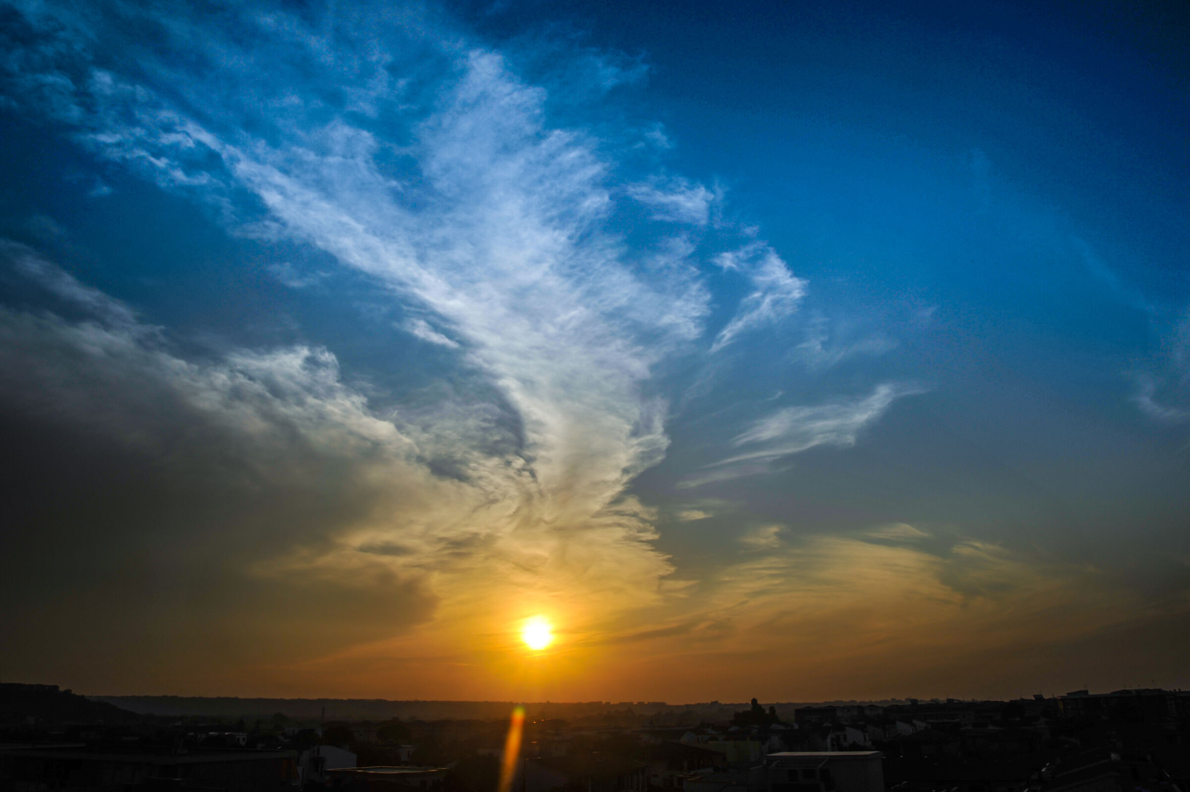 sulla scia del tramonto