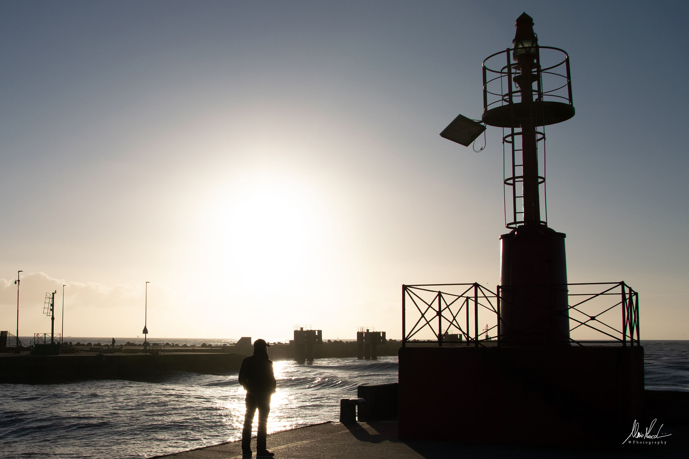 Fiumicino pontile "in cerca di speranza all'orizzon...