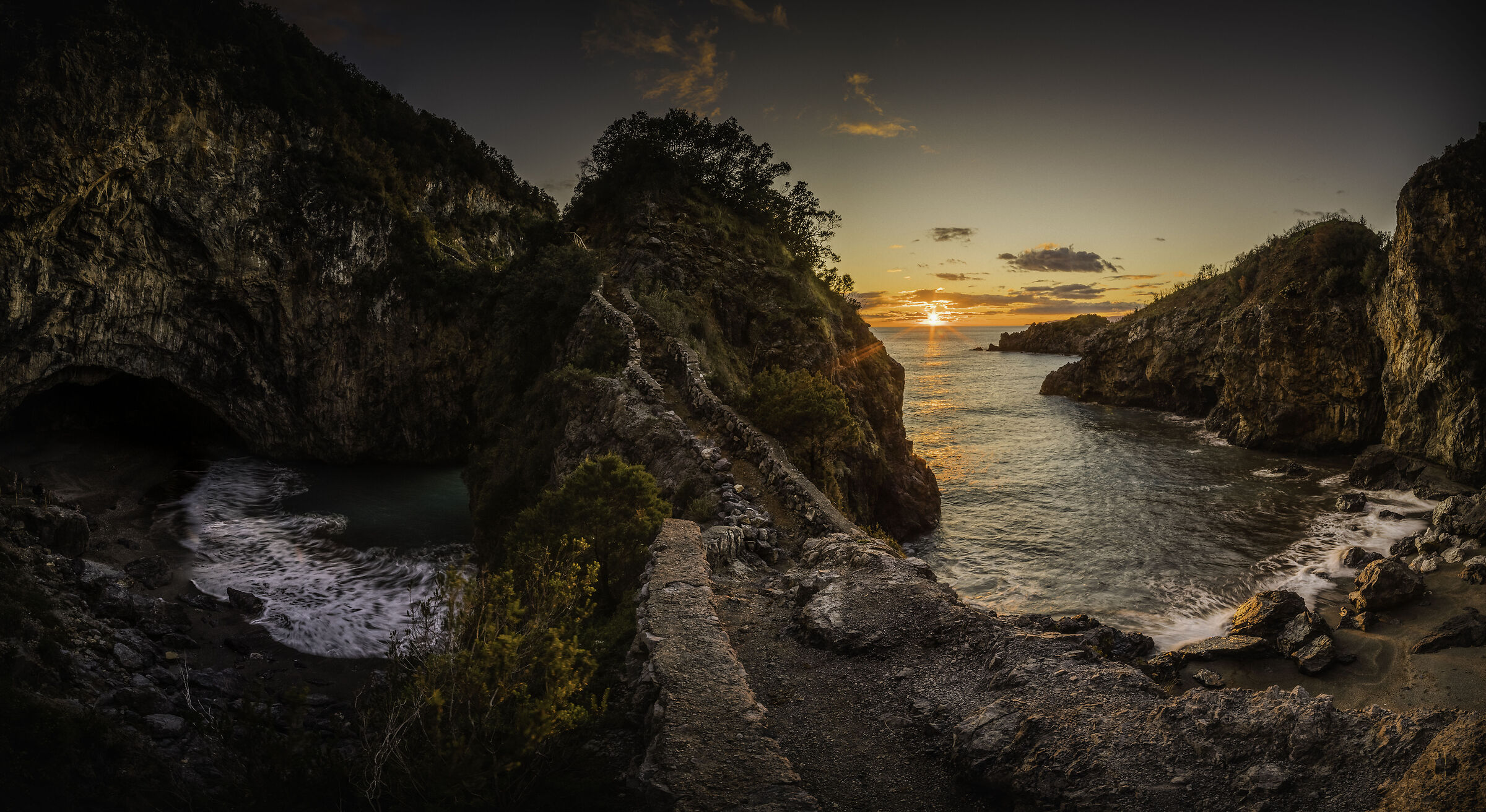 Arcomagno Bay