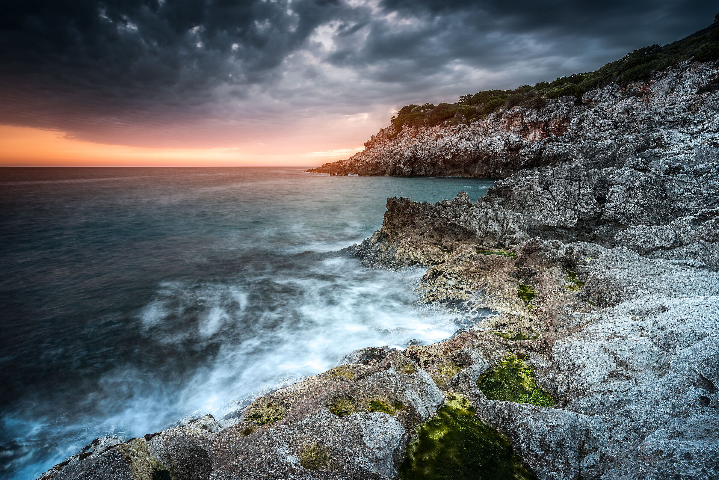 Tramonto a Punta Rossa