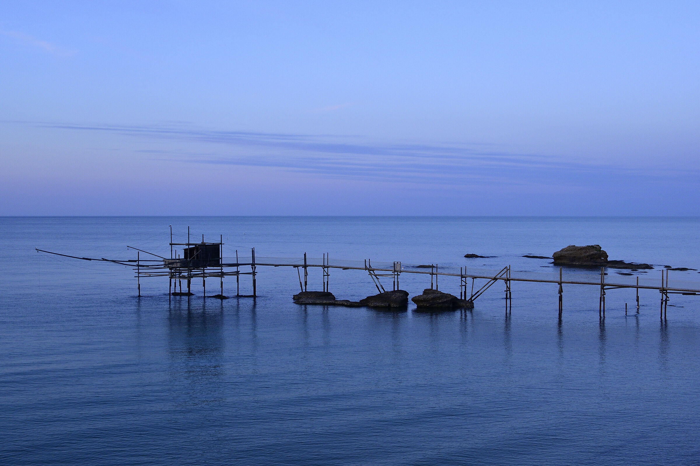 Il mare calmo della sera