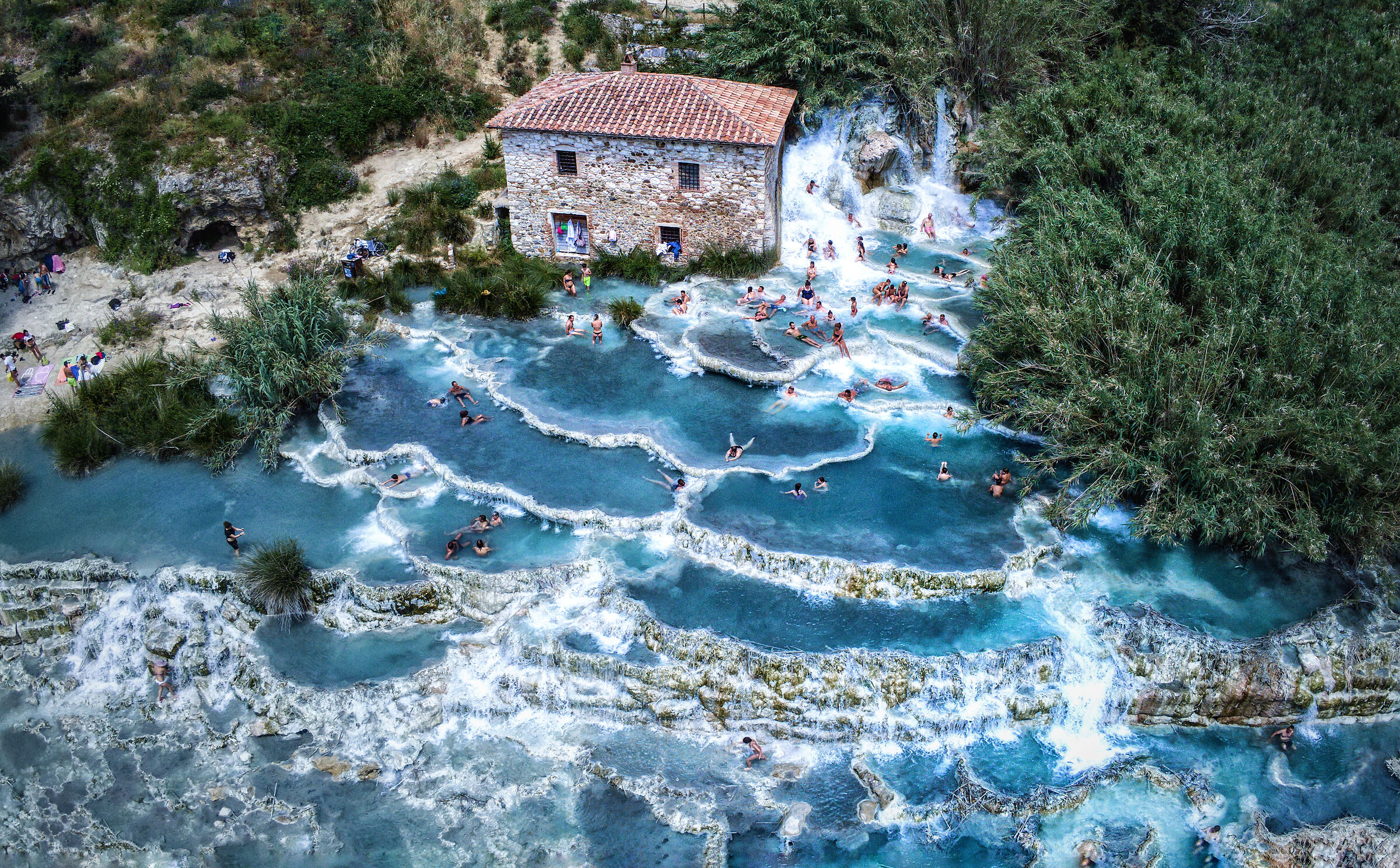 la bellezza di saturnia fotografato dal alto