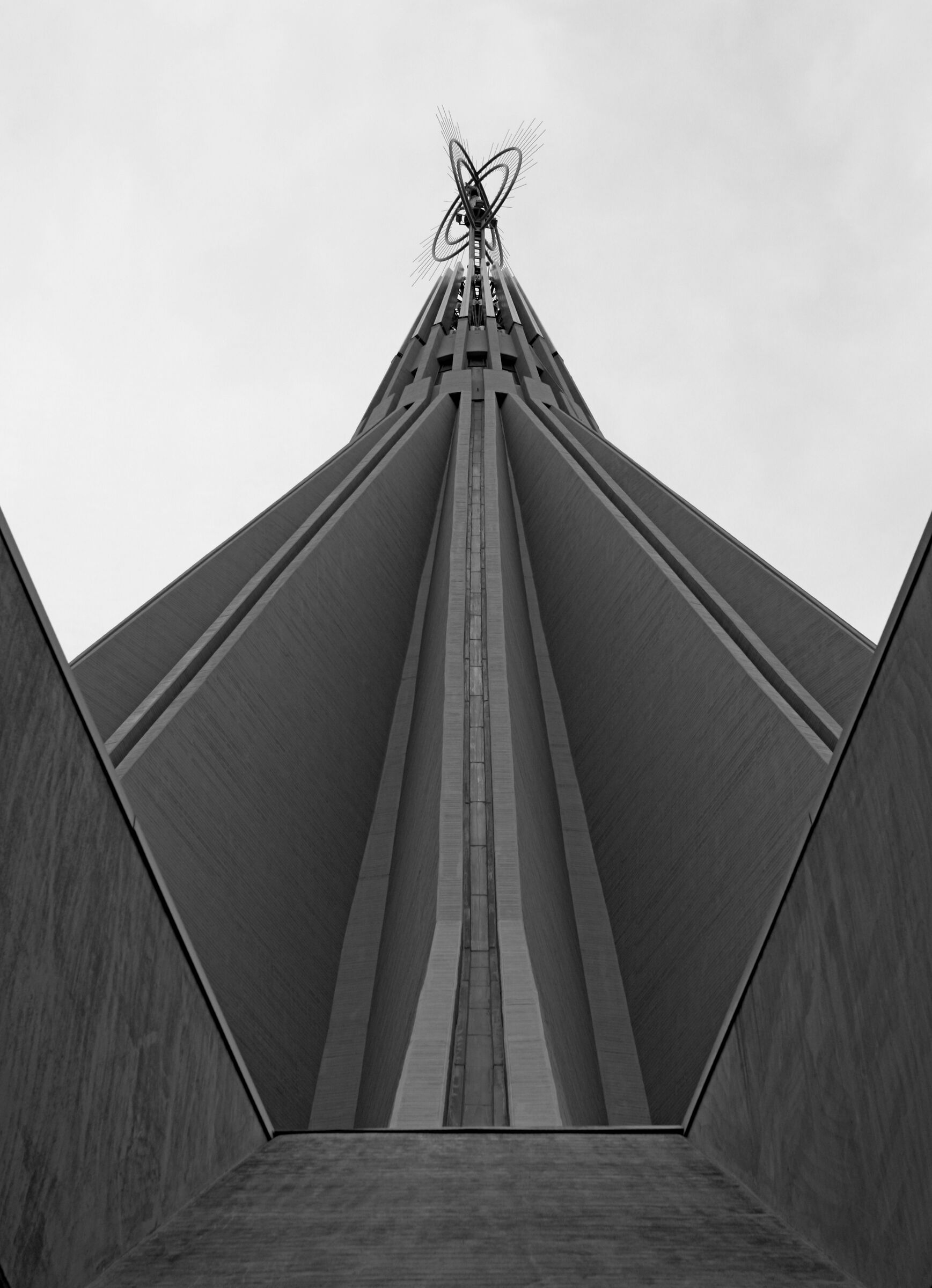 Chiesa Santuario Madonna delle lacrime a Siracusa