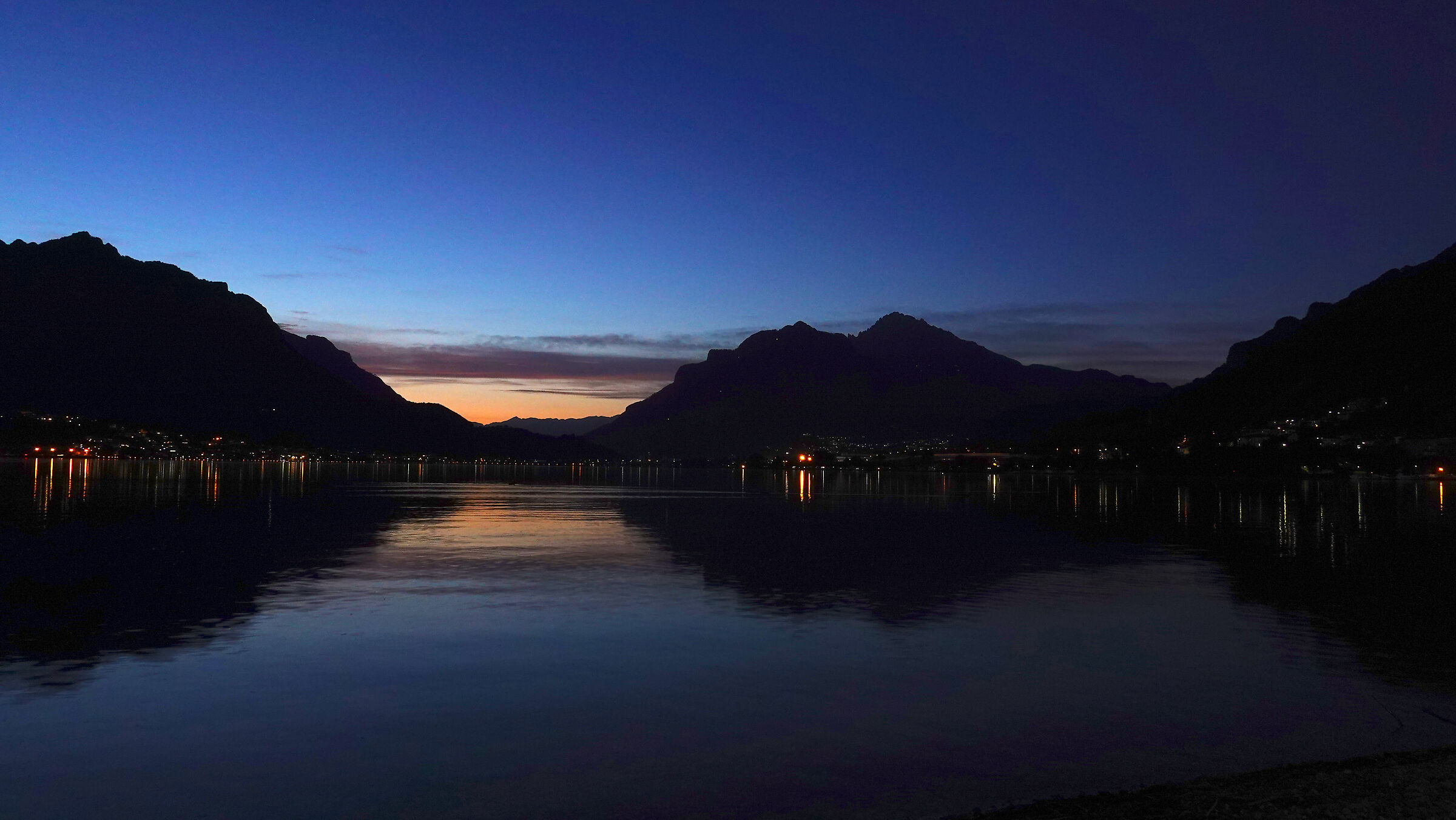 Lago di Garlate, ultime luci su  Lecco 2