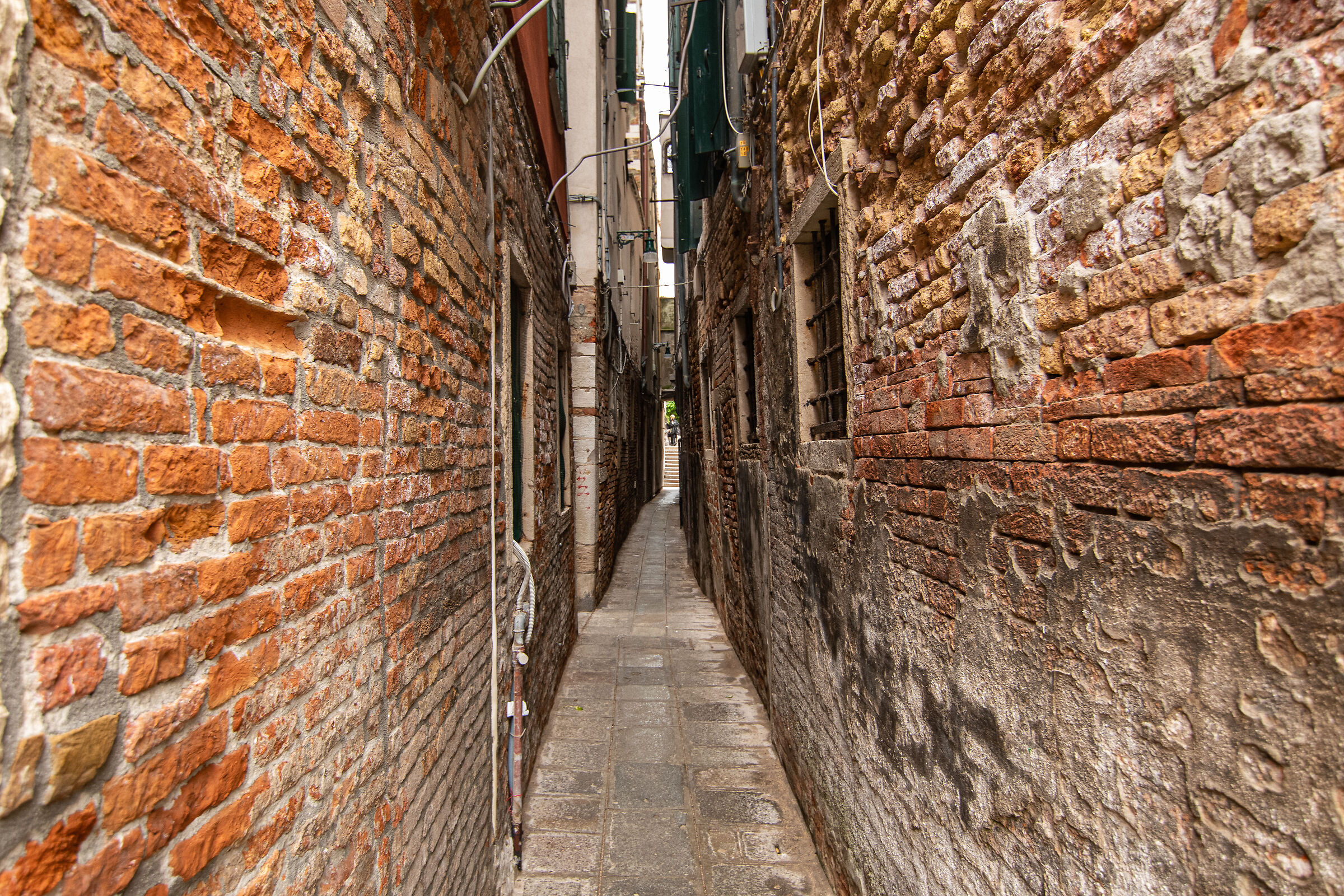 narrow street