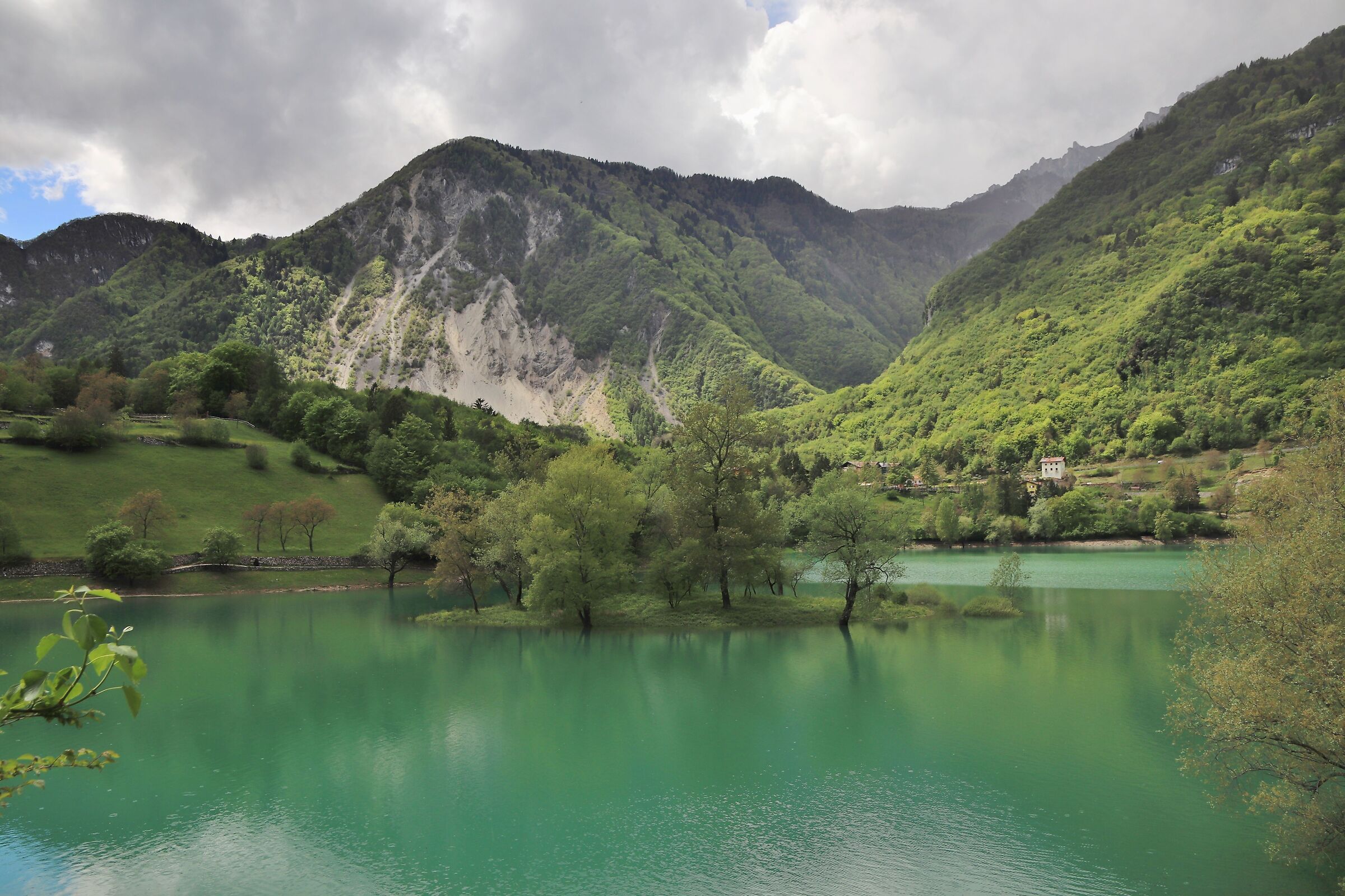 Lago di Tenno