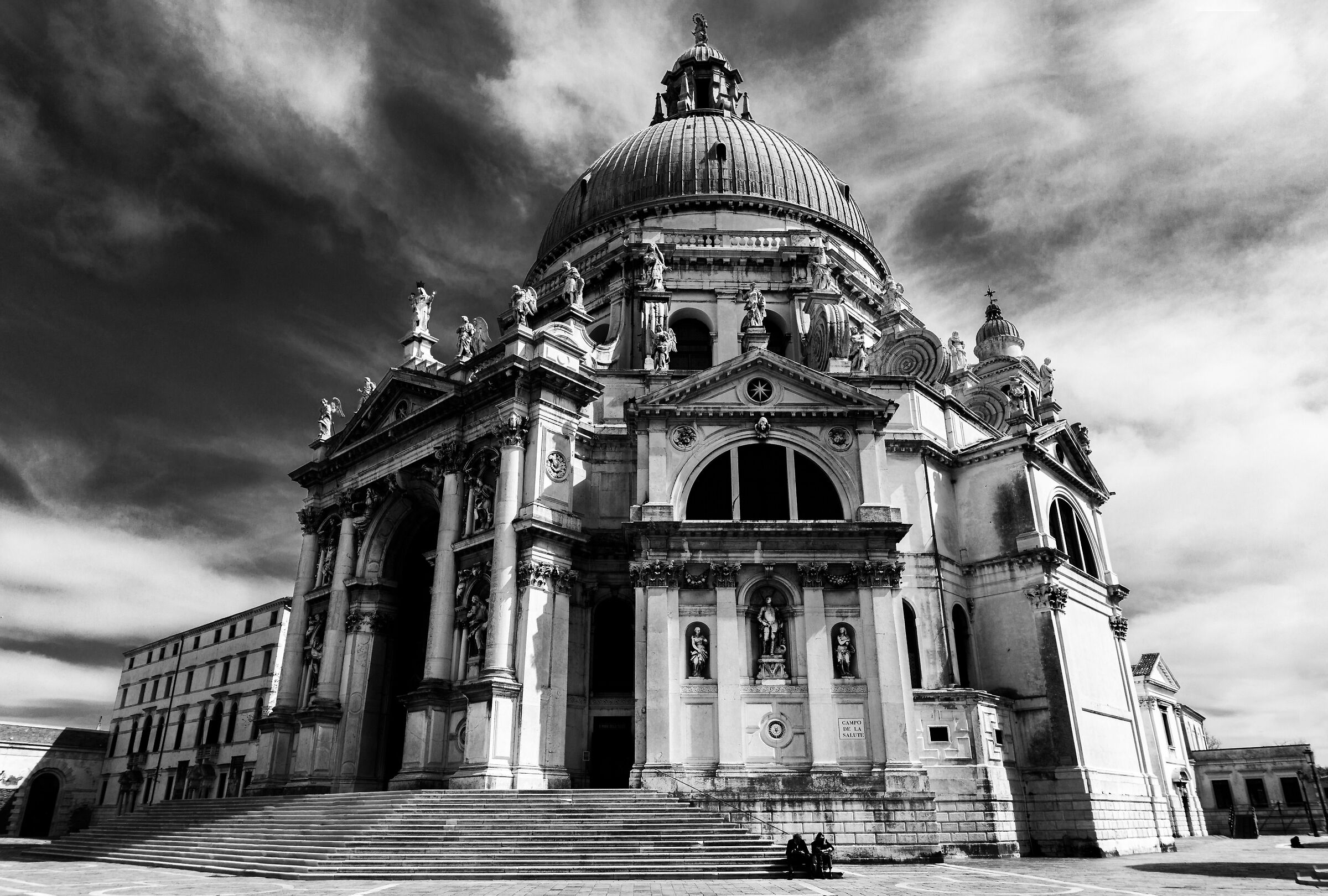 Santa Maria della Salute B&N