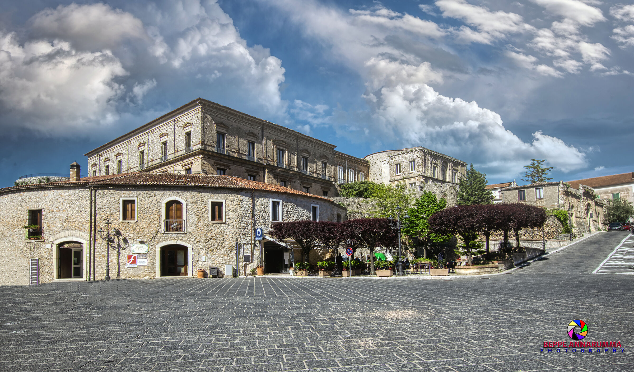 Teggiano (Sa) Castello Macchiaroli