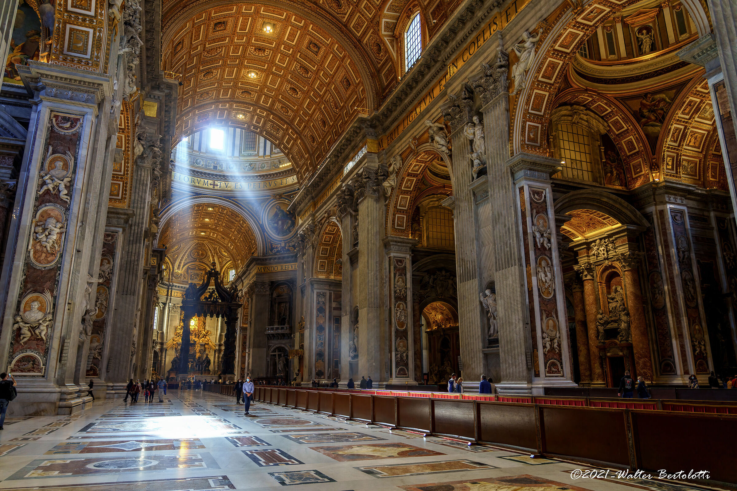la luce in San Pietro