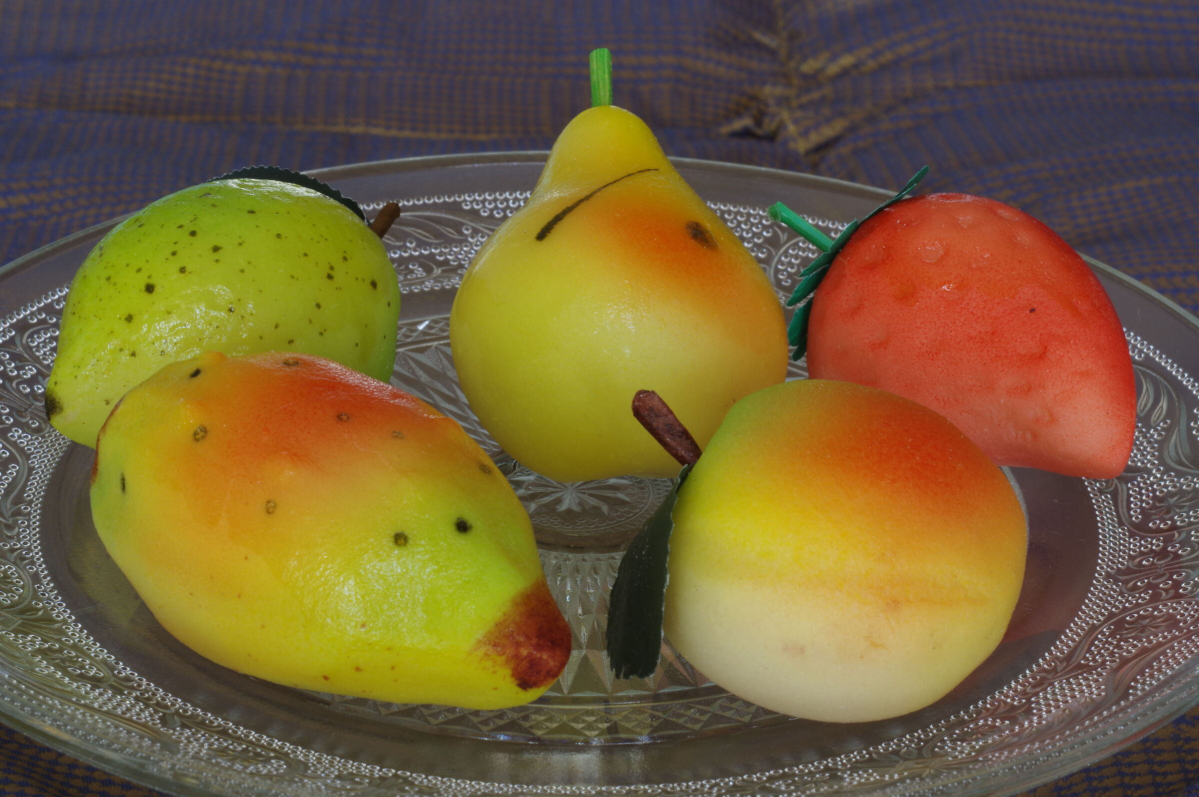 Marzipan fruit