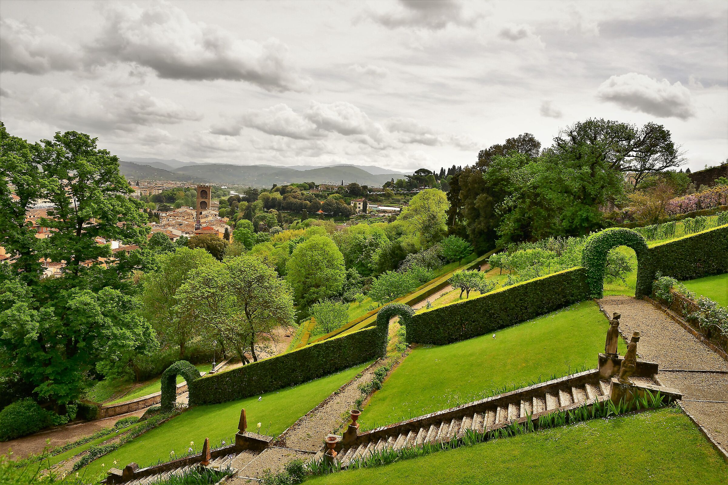the staircase of the garden of villa bardini