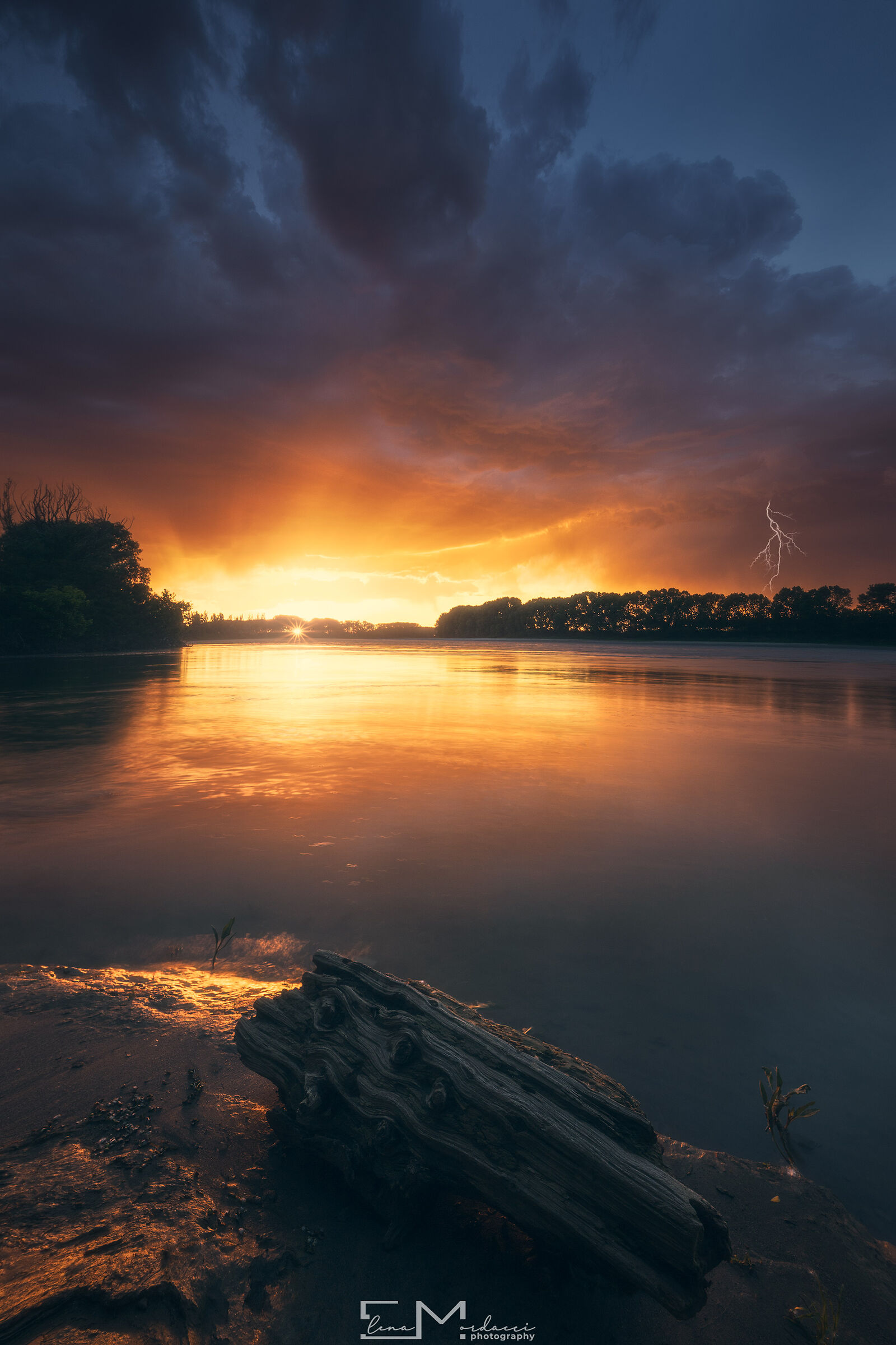 ~ It's coming from the sky It's coming from the wind ~