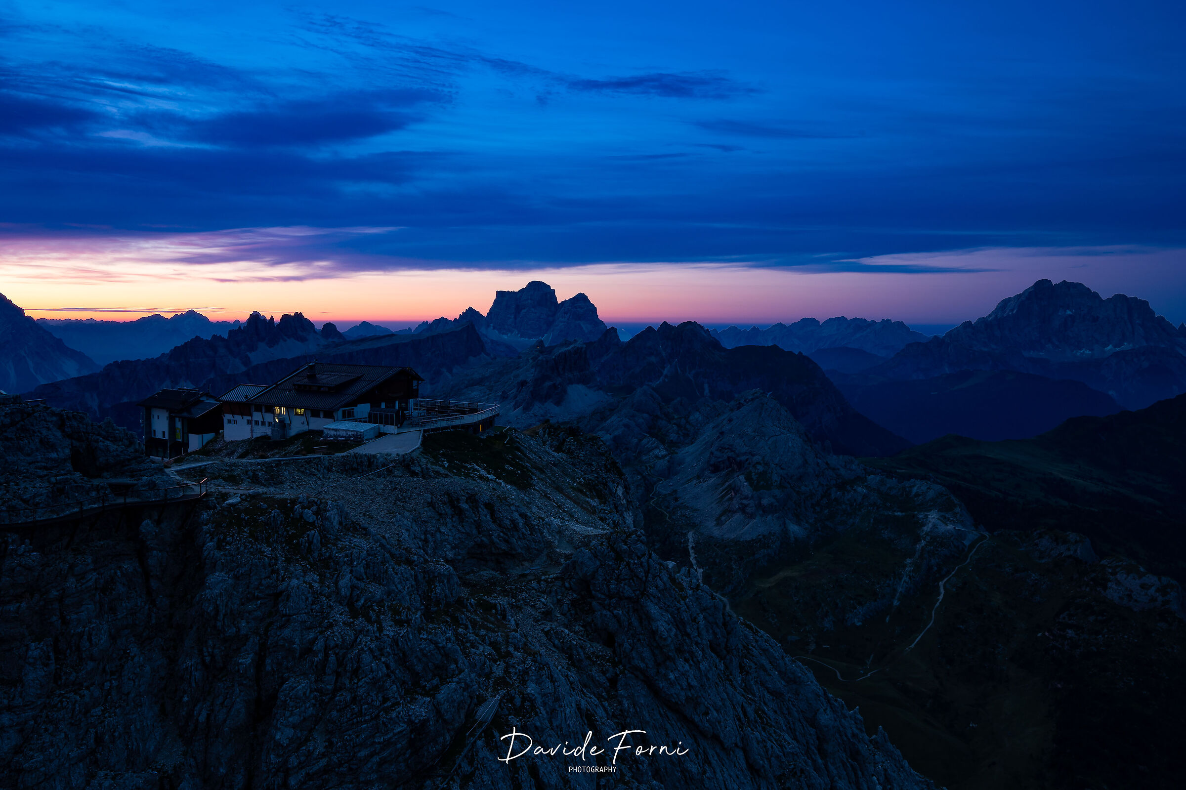 Alba al Rifugio Lagazuoi