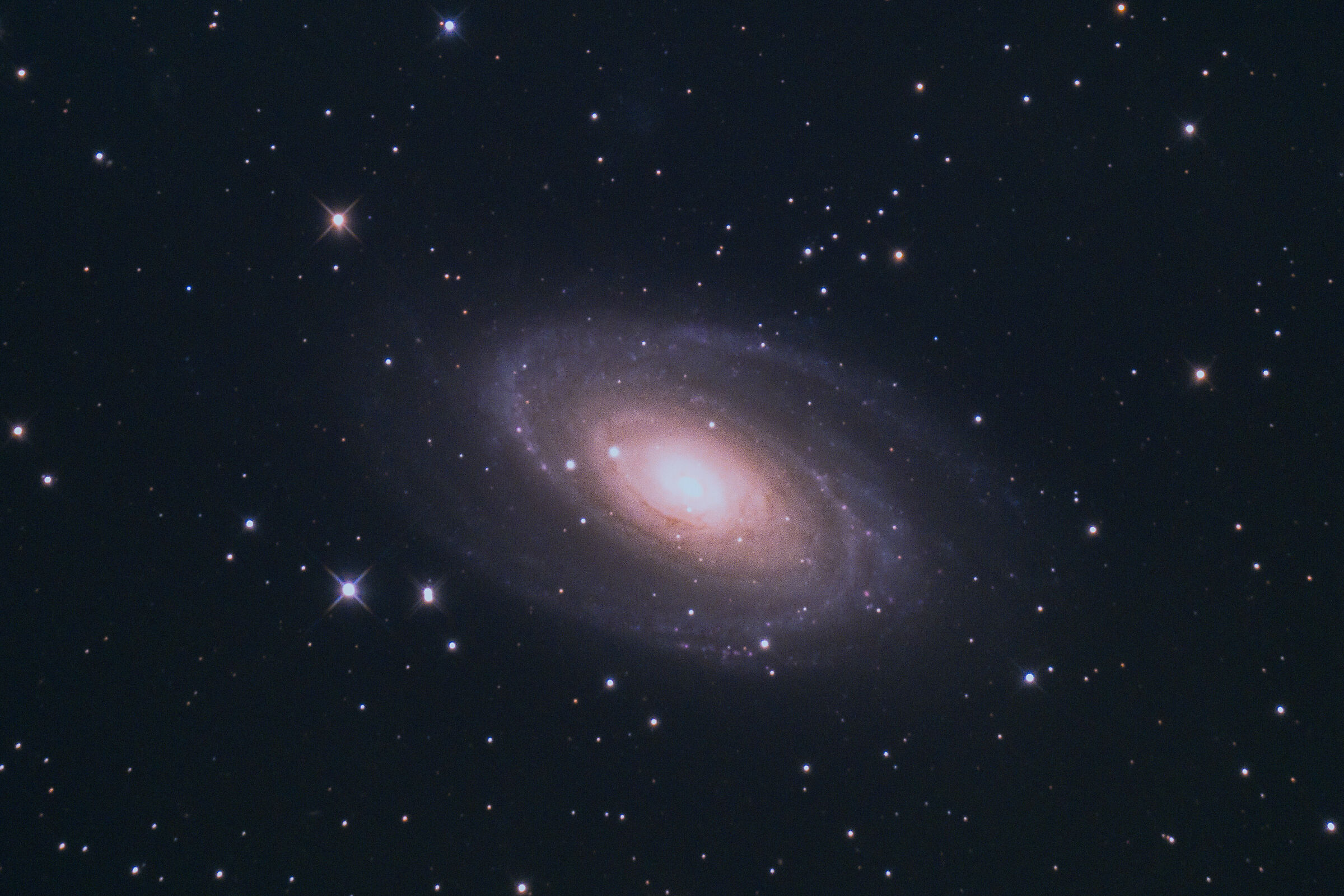 M81 Rielaborazione