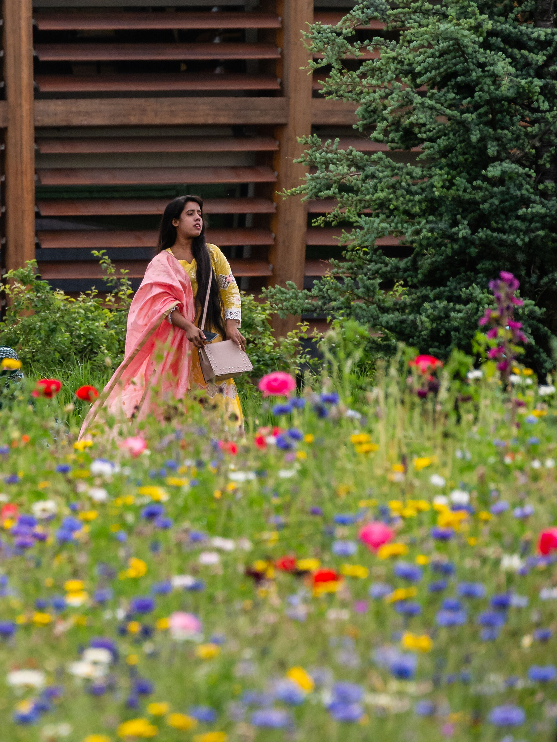 Among the flowers - Biblioteca degli Alberi - Milan