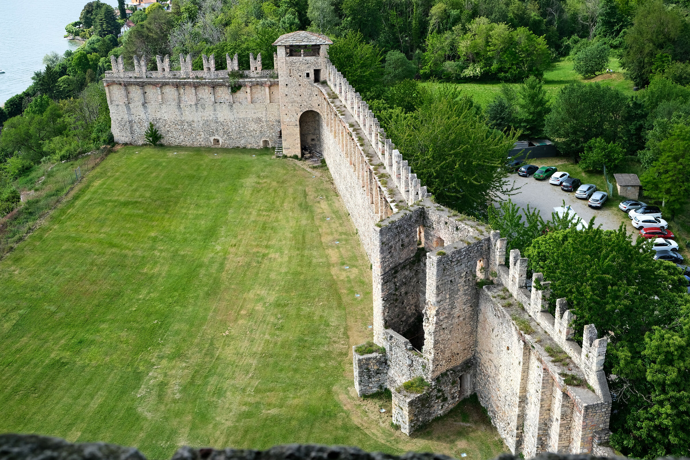 Rocca di Angera ( esterno ) 1