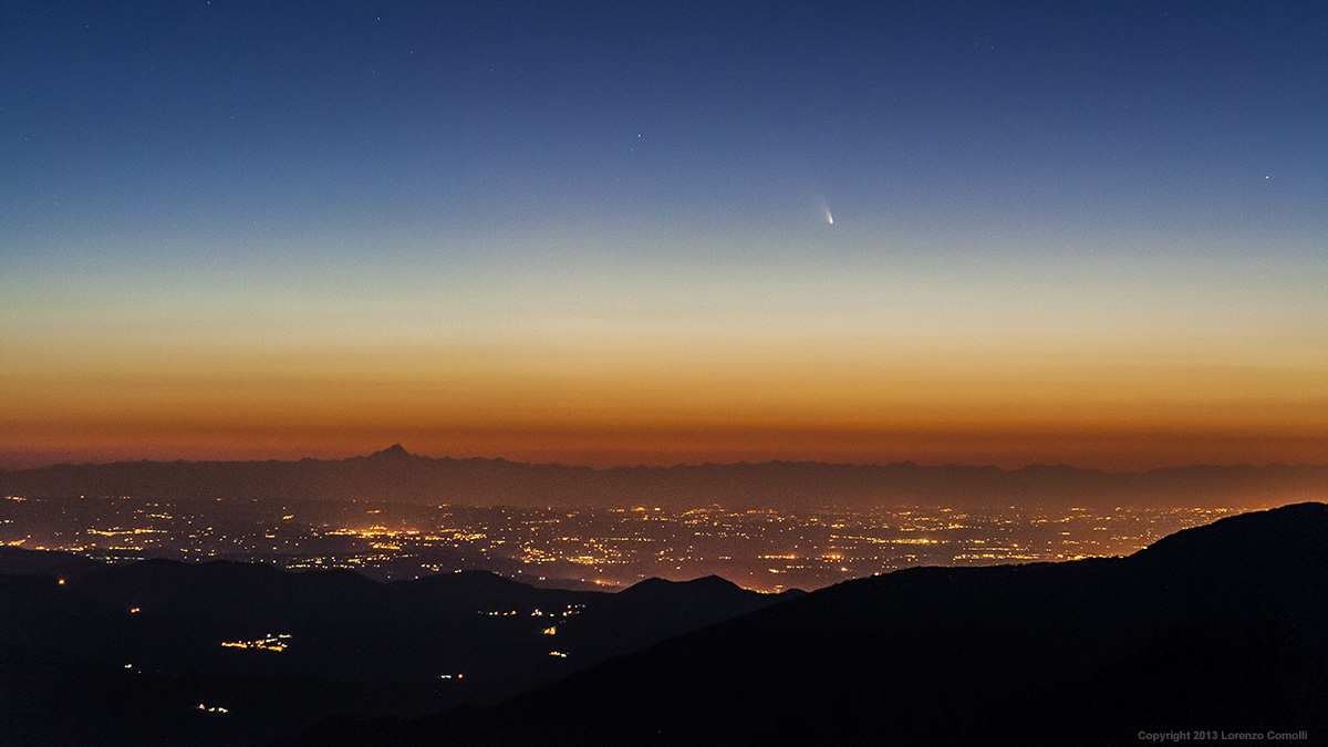 Comet Panstarrs with Monviso