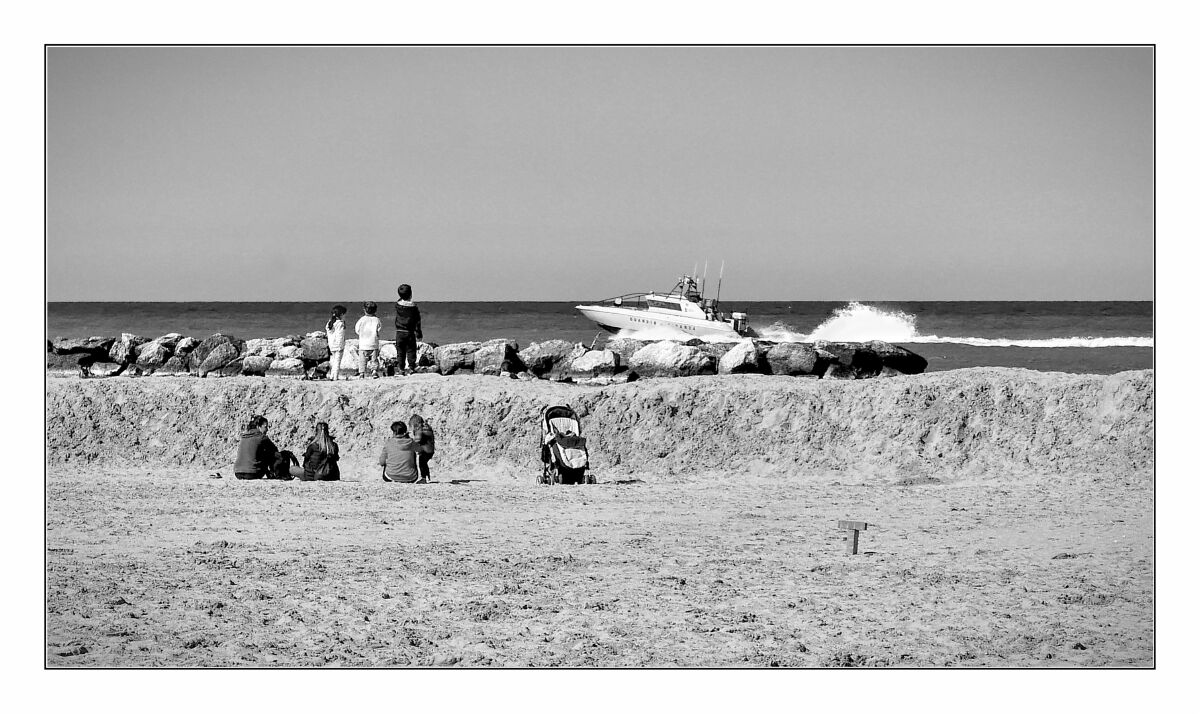 ... and the speedboat passed fast....