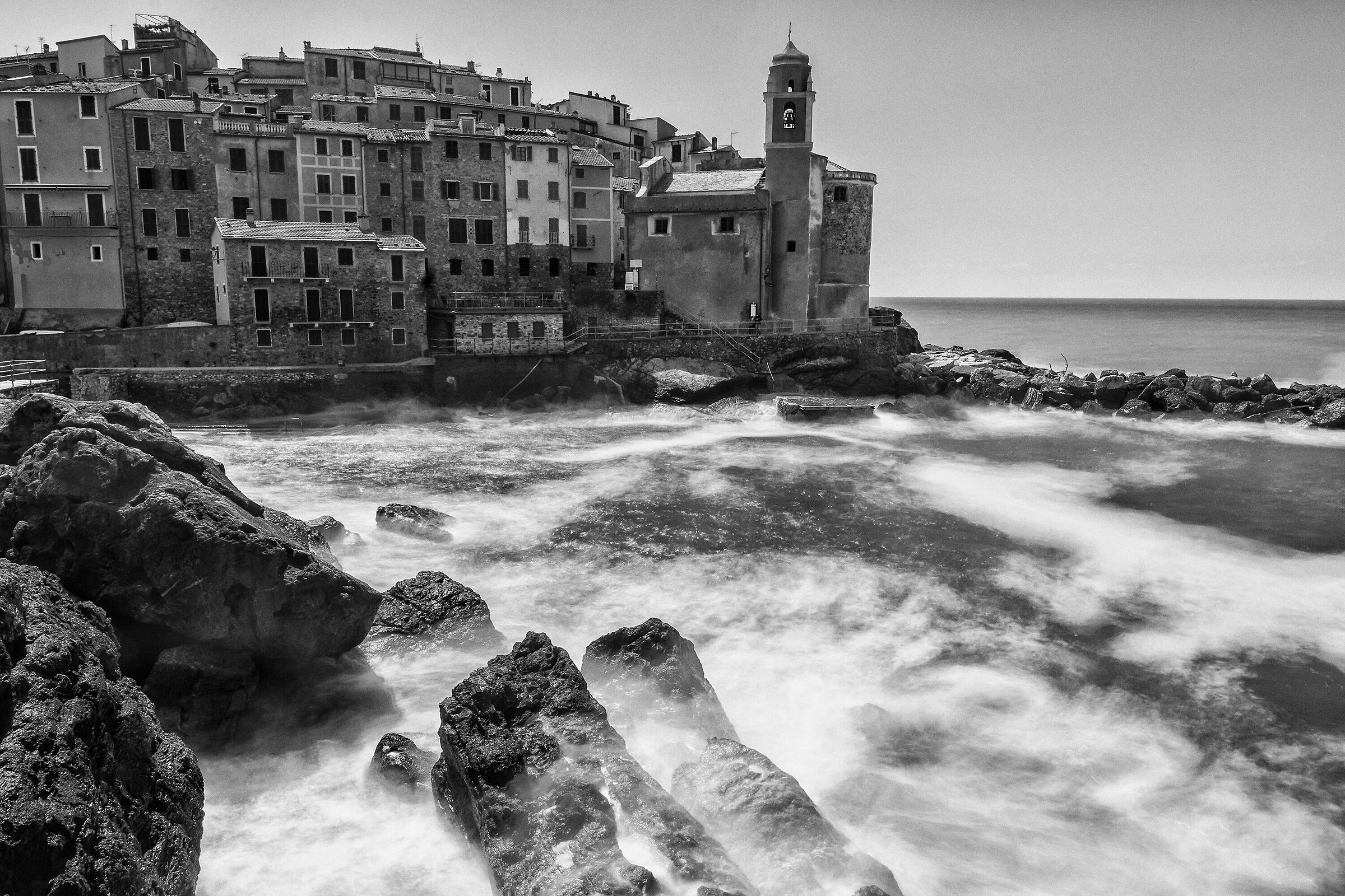 Tellaro in black and white