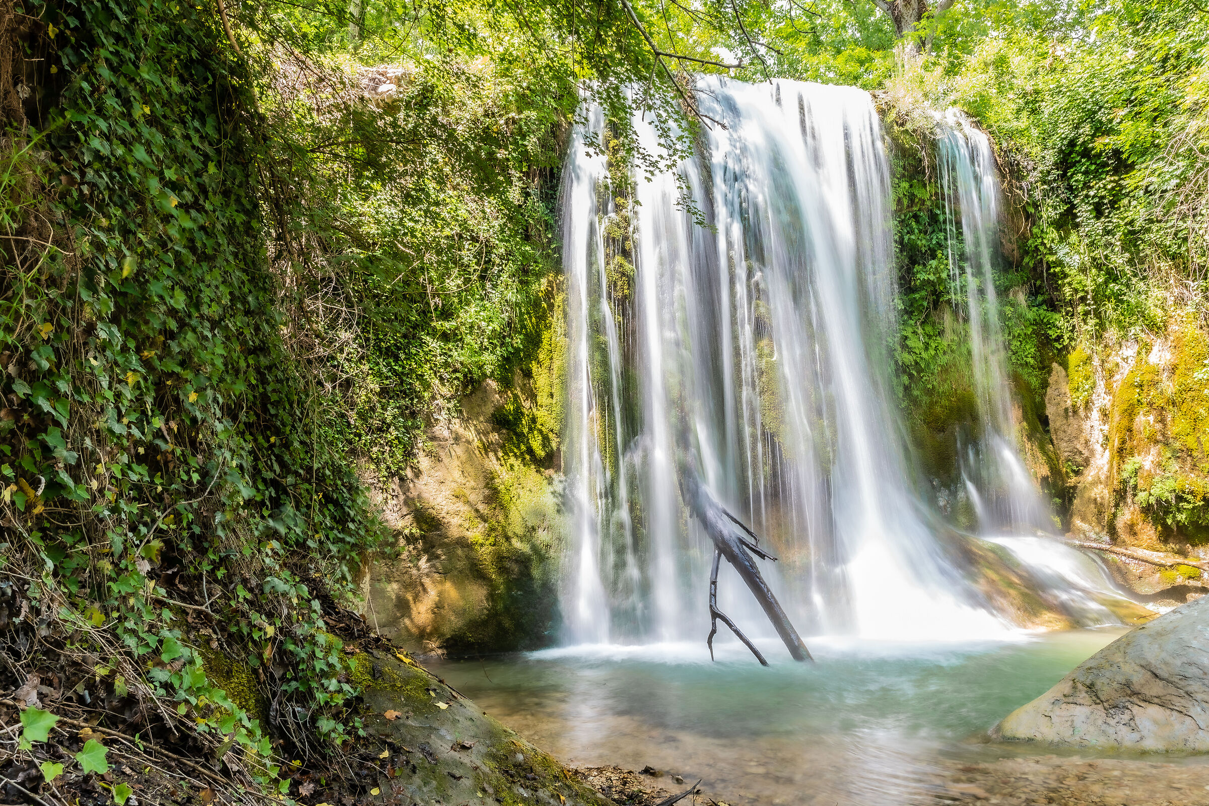 La Cascata de lo vagnatò a Sarnano