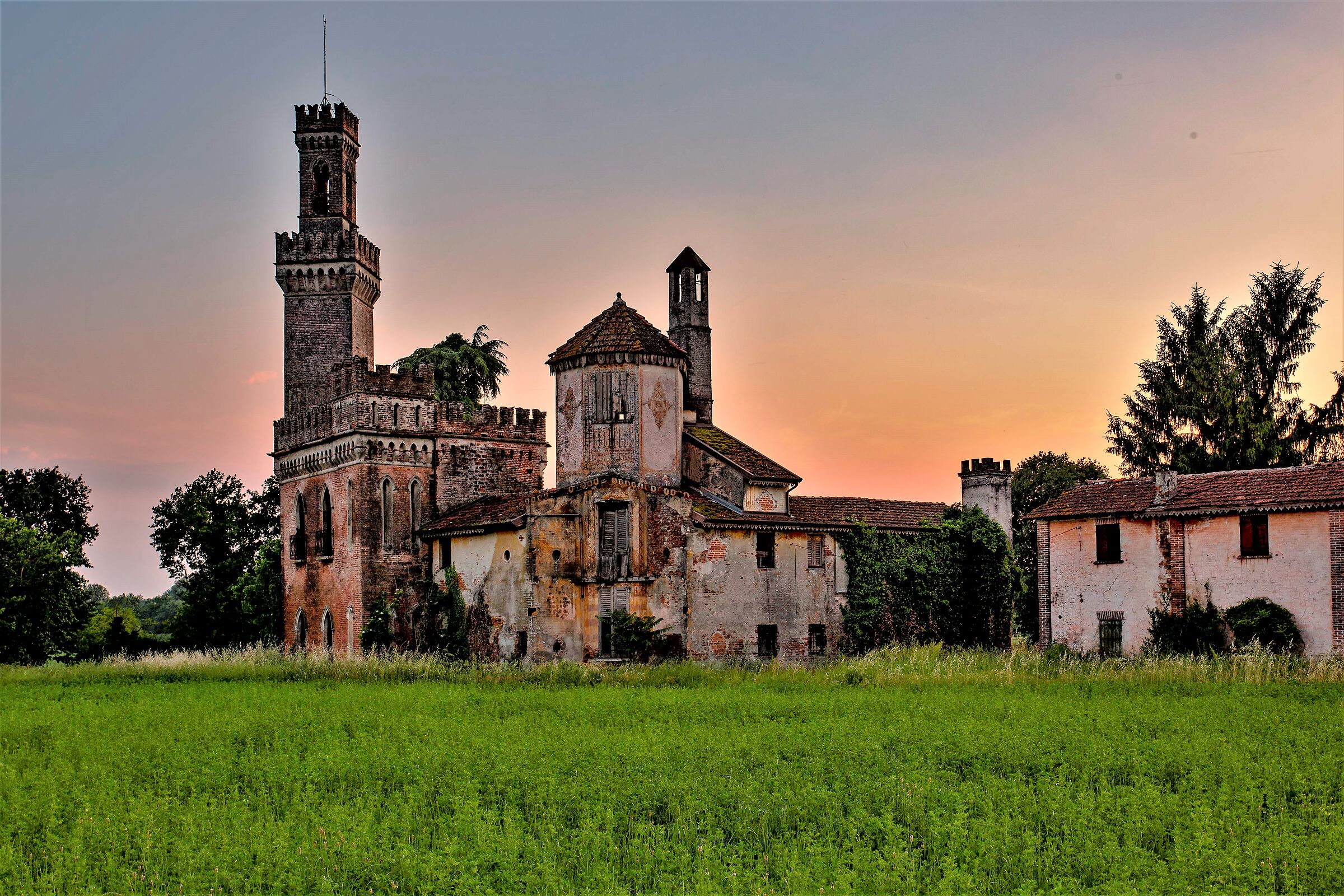 Castello dei fontanelli2
