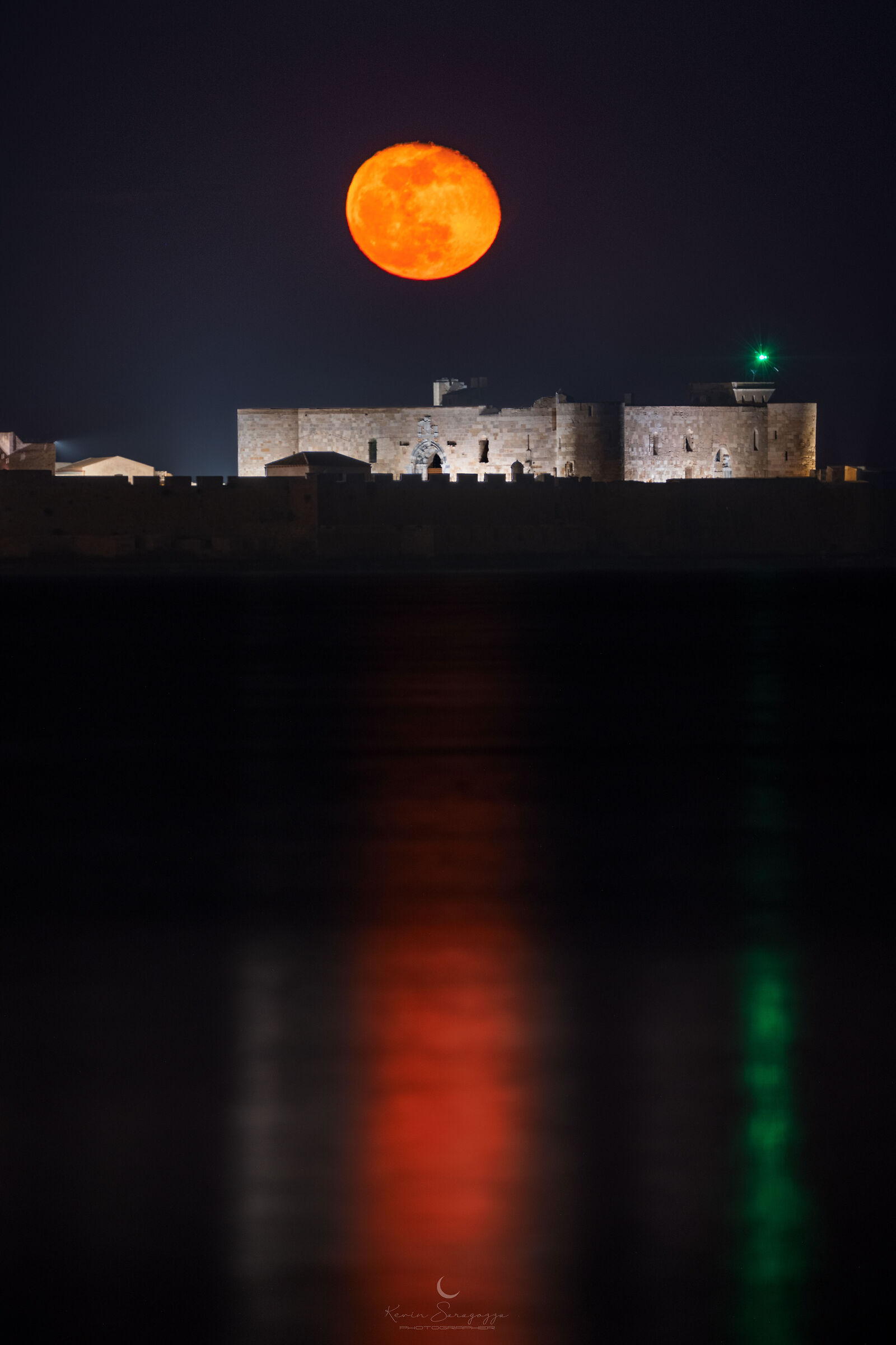 Alba lunare presso Siracusa Castello Maniace